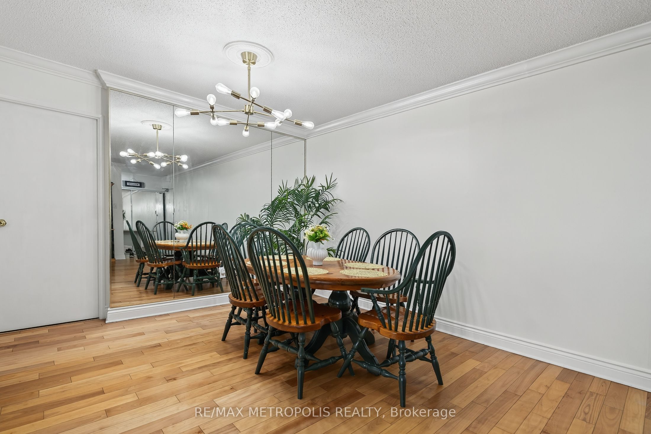 44 Falby Court 707