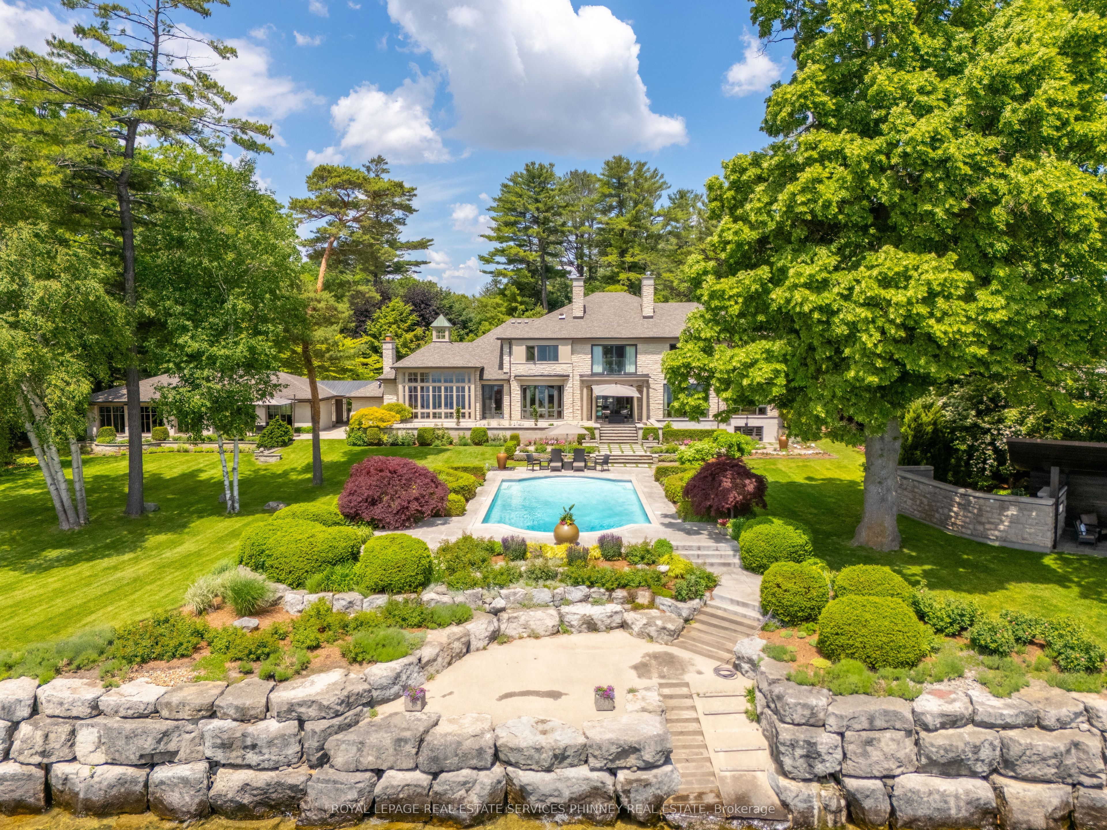 35 Brentwood Road