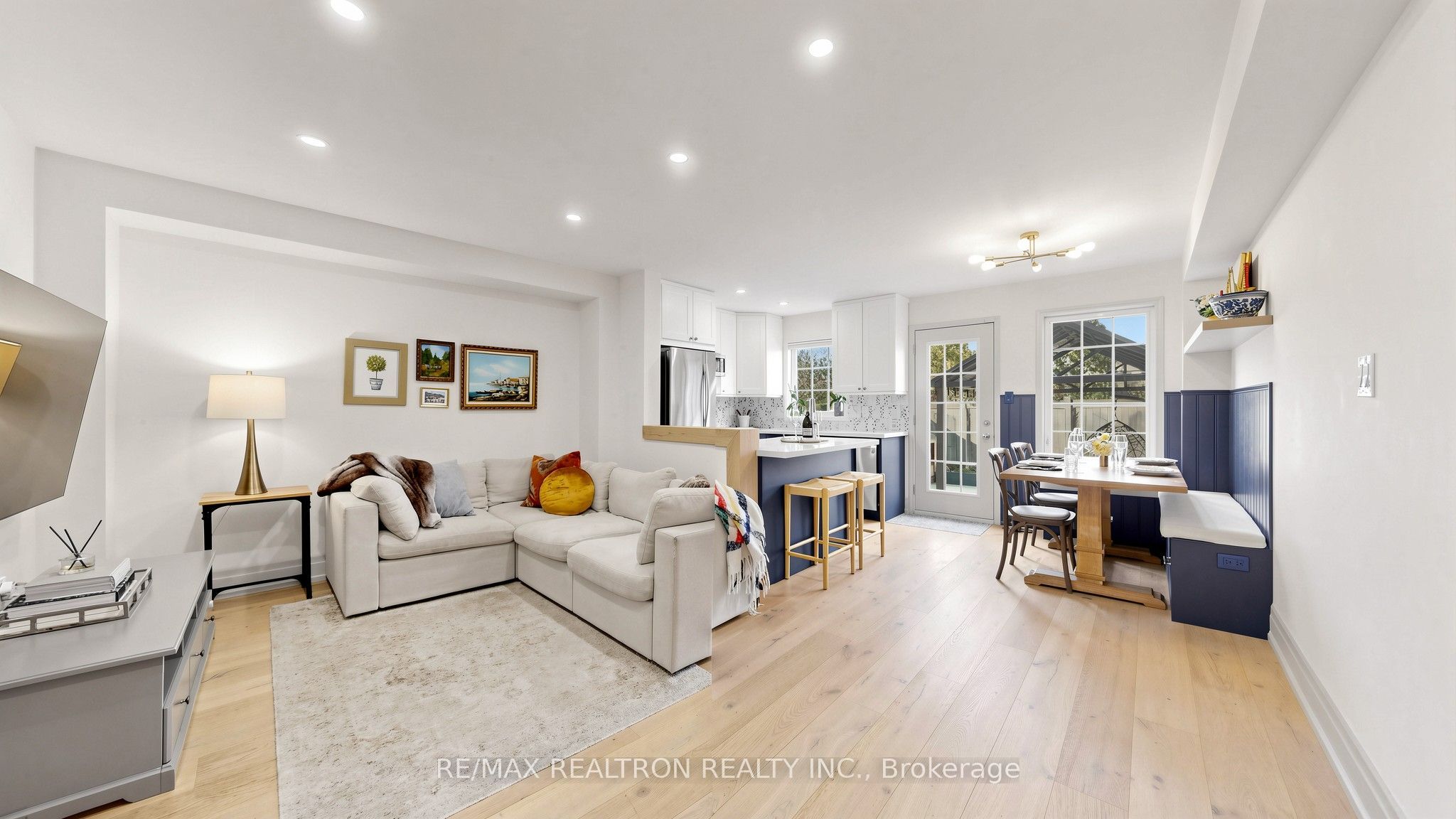 22 Coranto Way