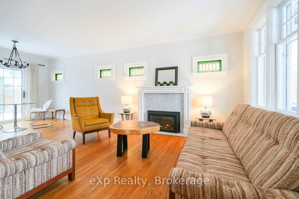 1144 4th Avenue W N/A