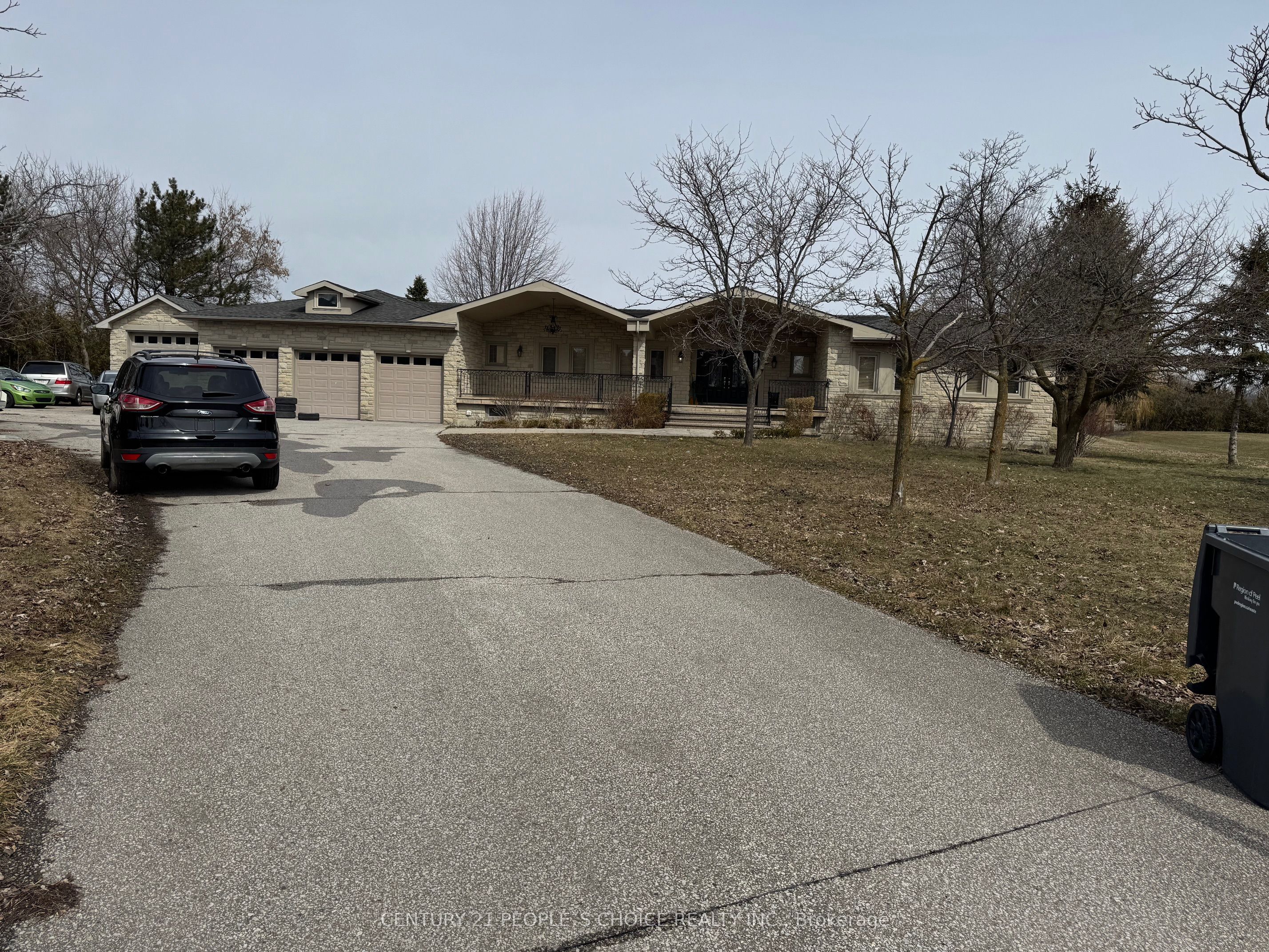 32 Michelangelo Boulevard