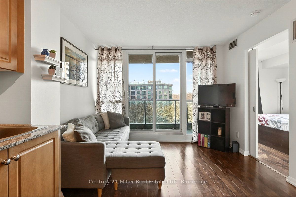 209 Fort York Boulevard 562