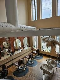 783 Queen Street W
