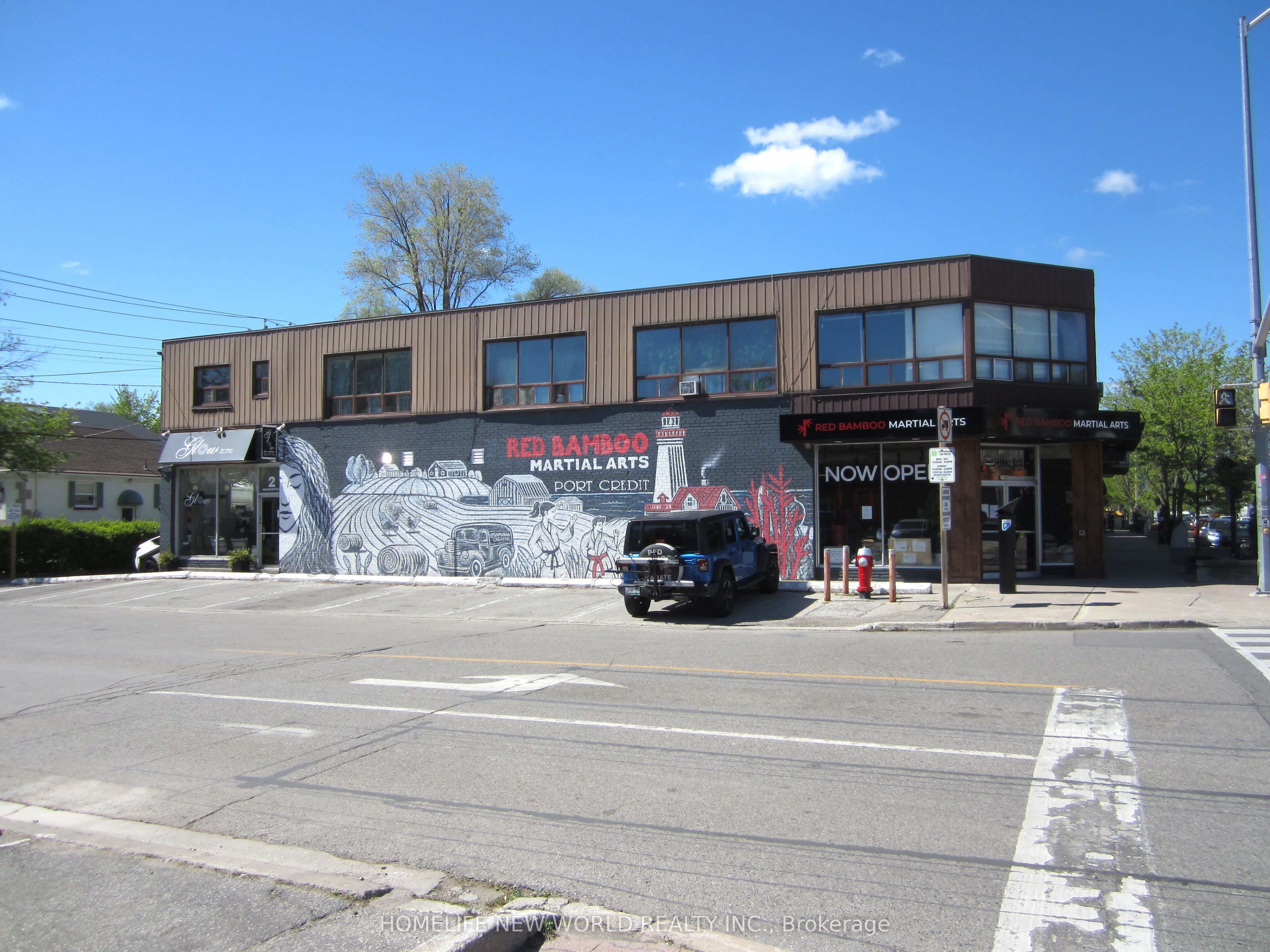 279 Lakeshore Road E