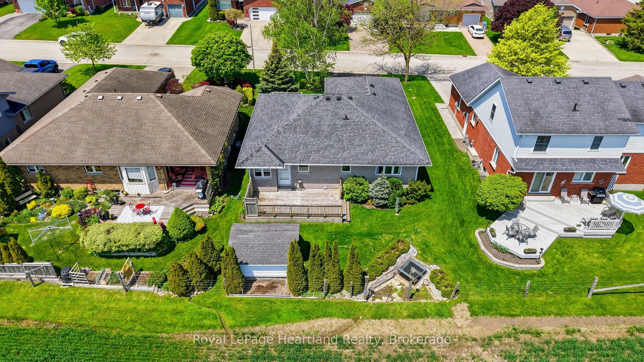 580 Maple Avenue N