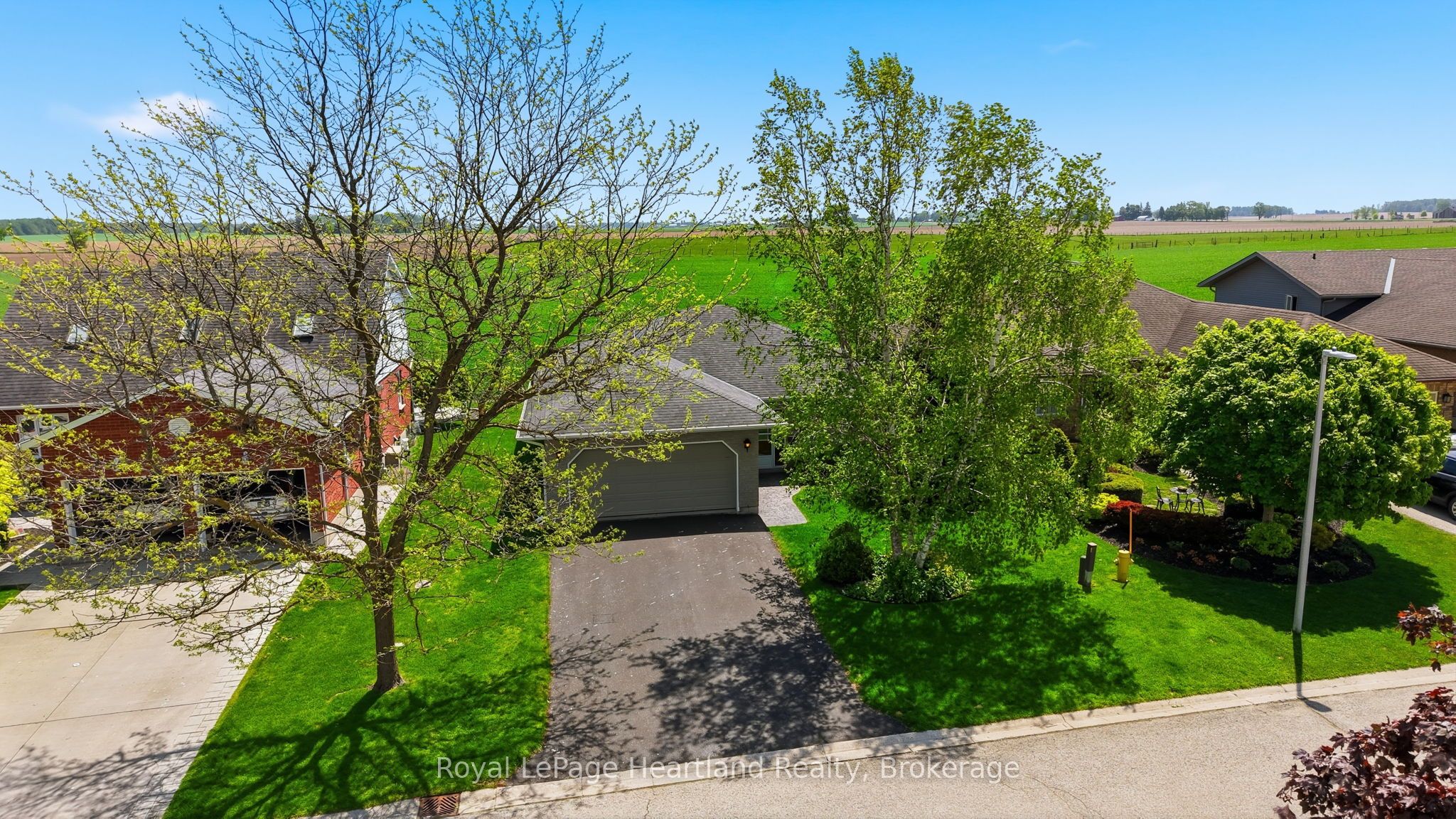 580 Maple Avenue N