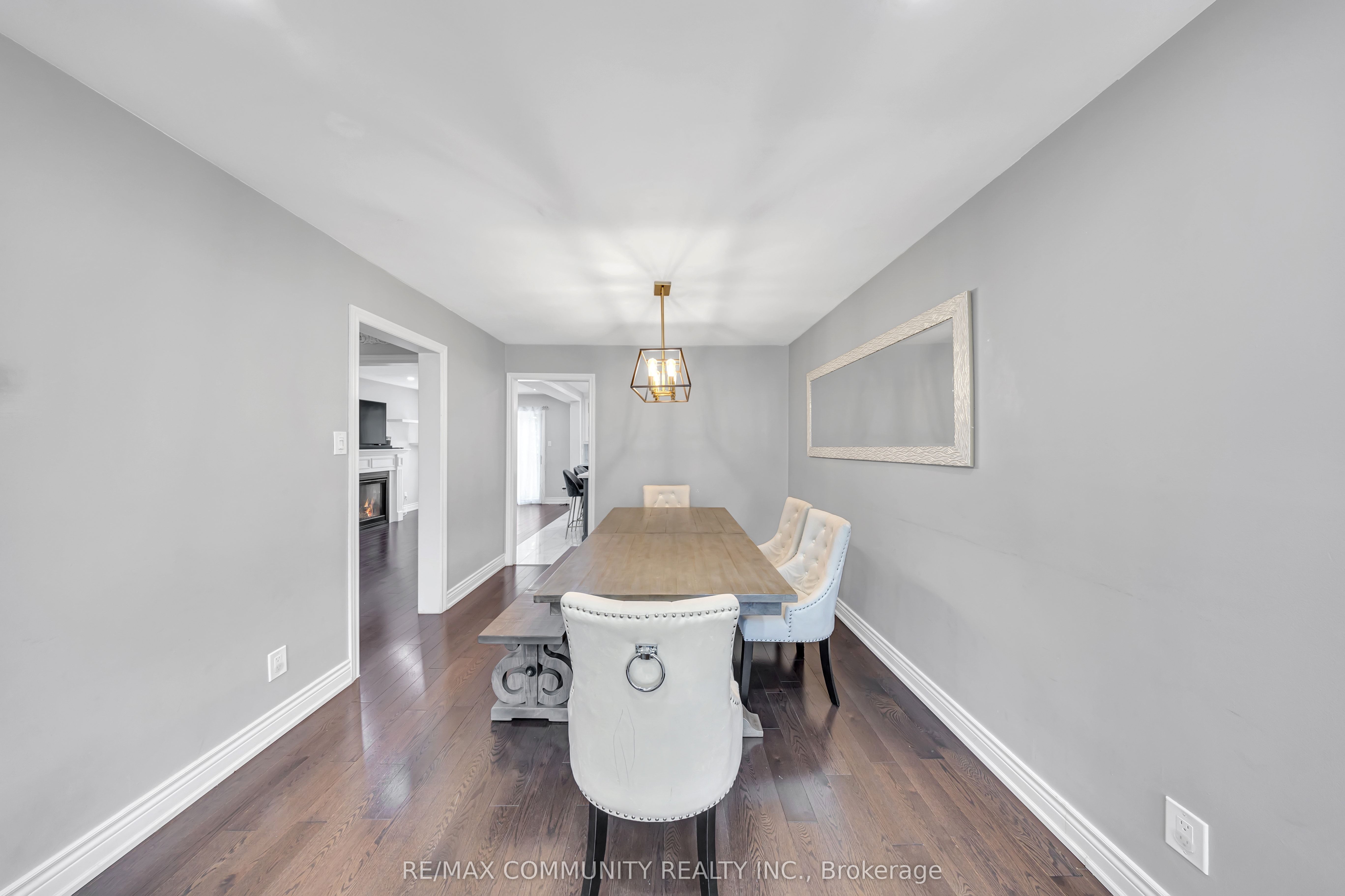 3275 Greenbelt Crescent