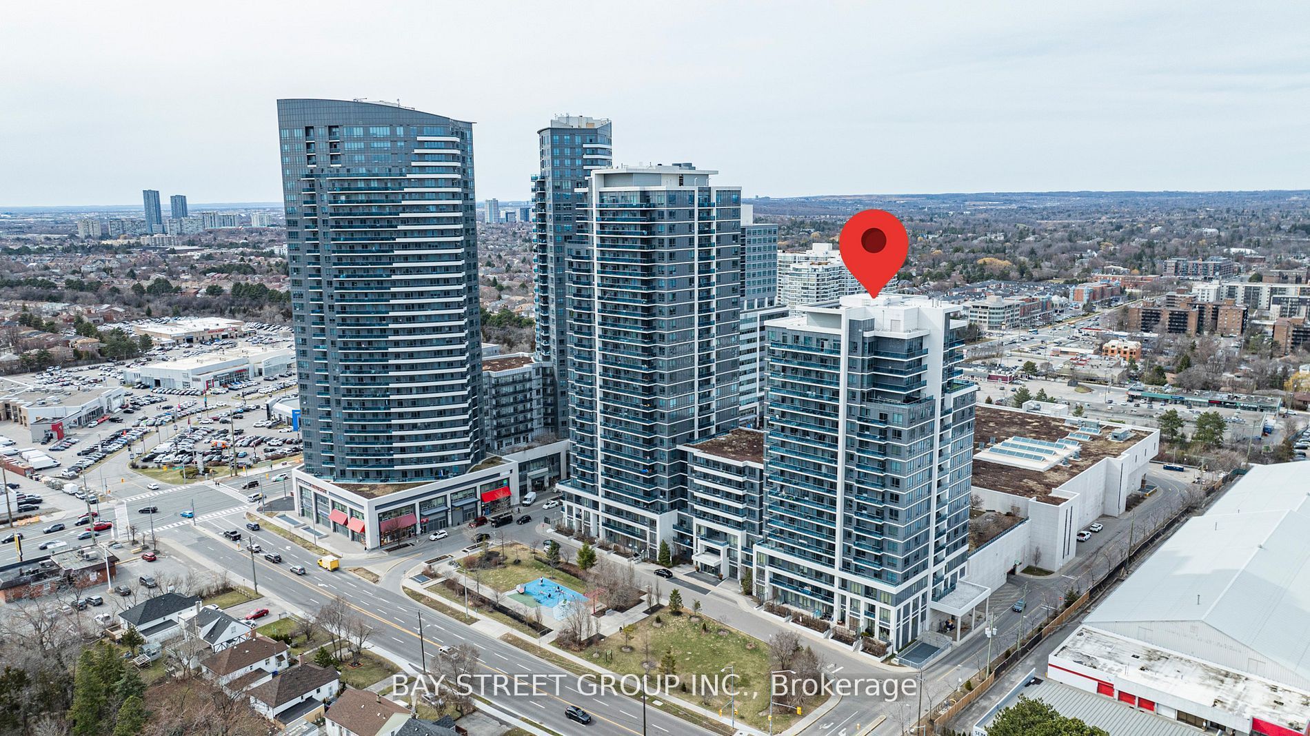 7167 Yonge Street 718