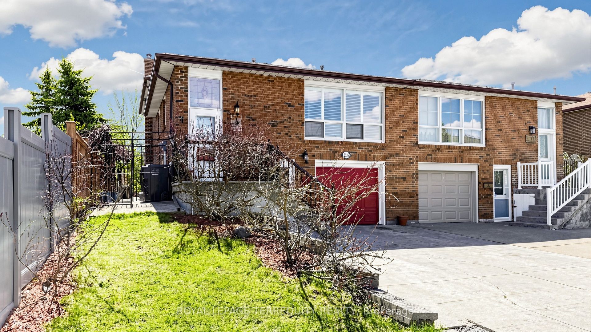 2526 Kingsberry Crescent