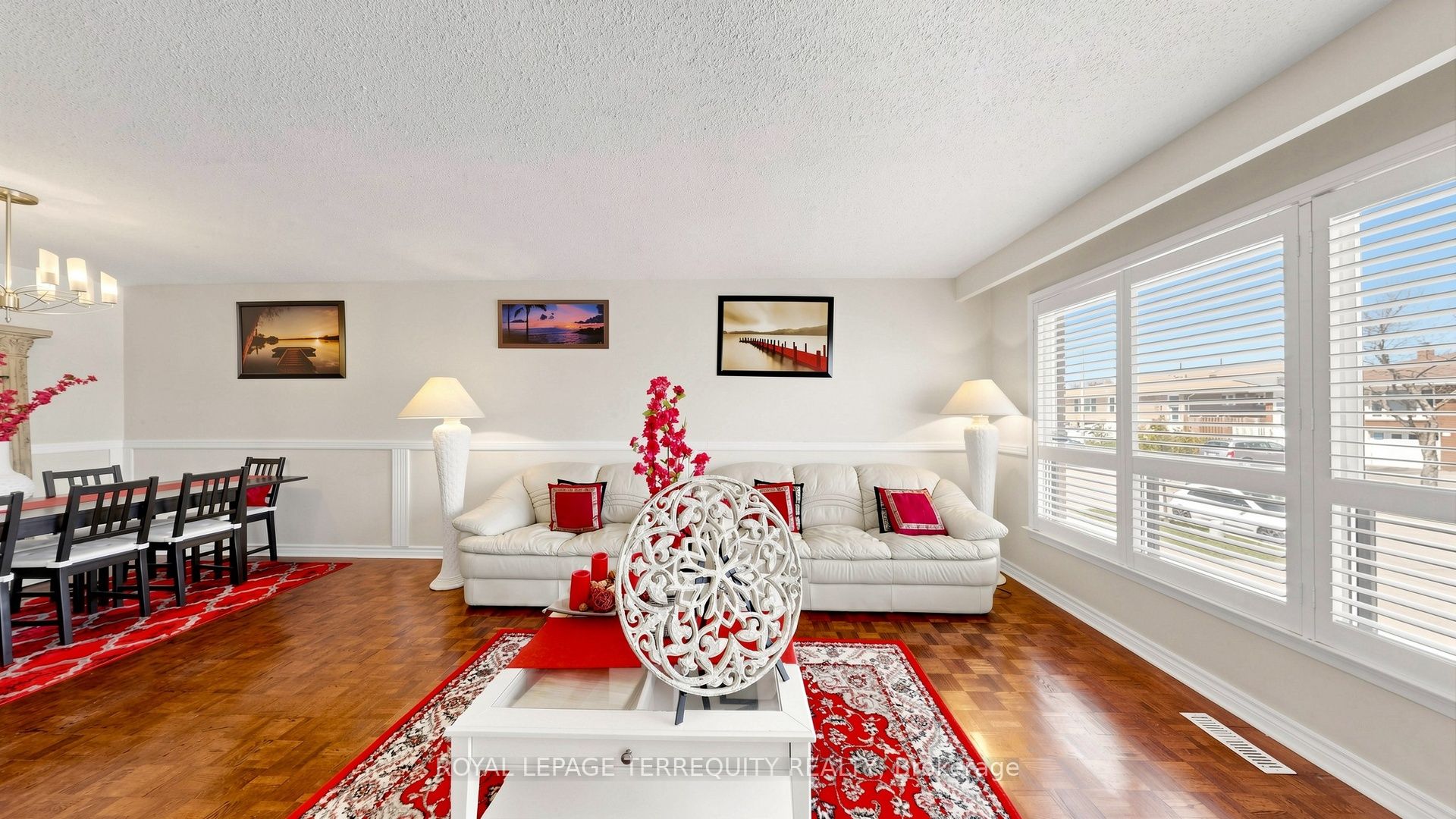 2526 Kingsberry Crescent