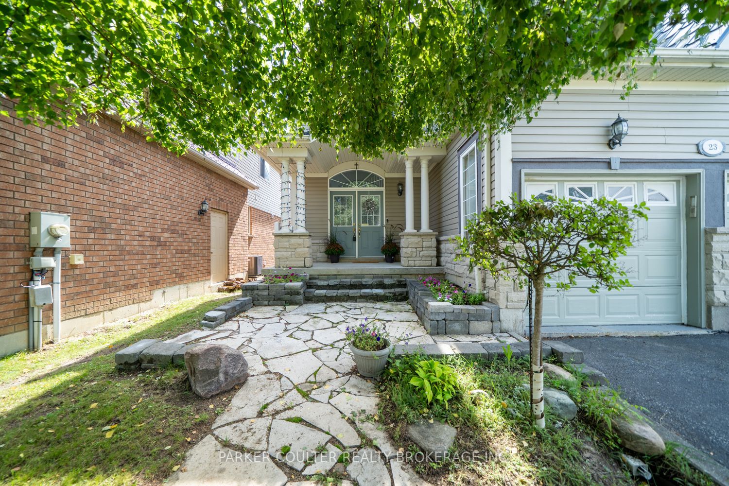 23 Sovereign's Gate