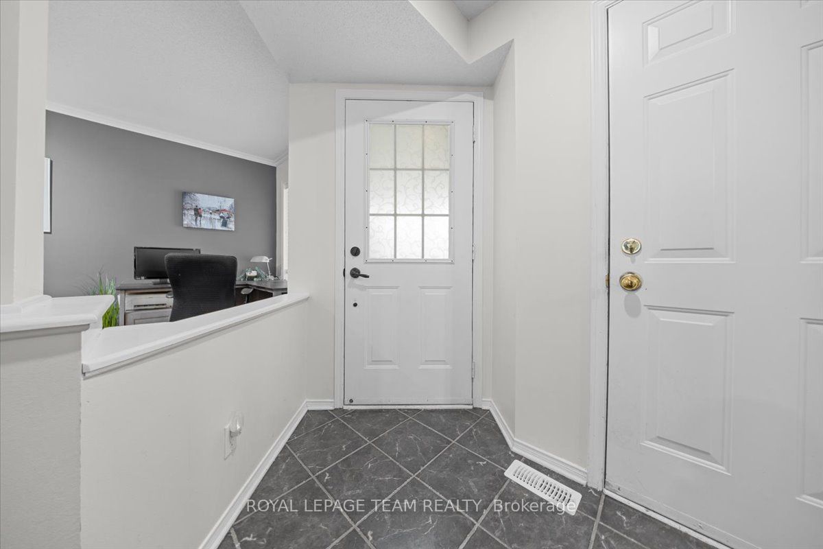 115 Fairlop Way