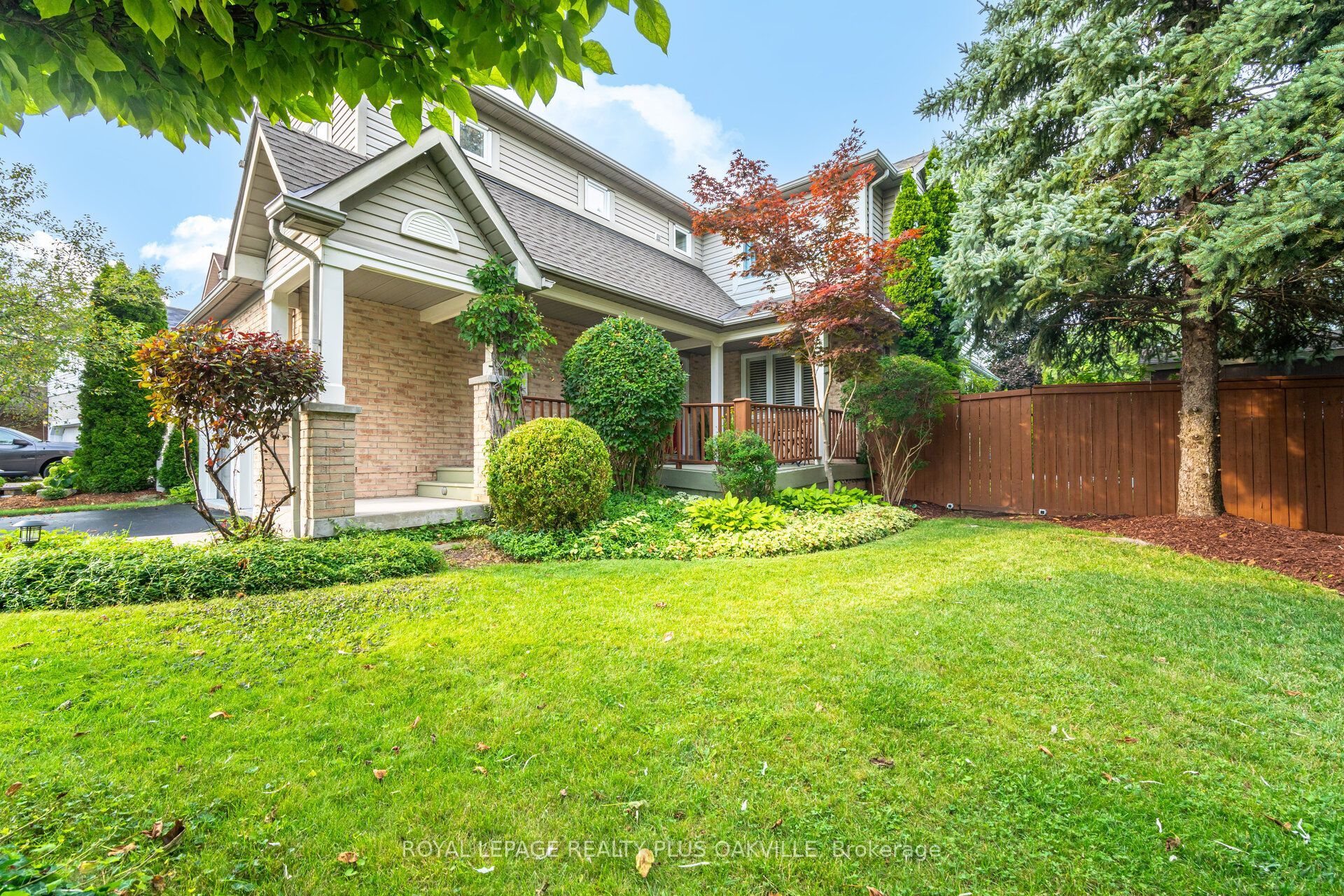 5882 Cornell Crescent
