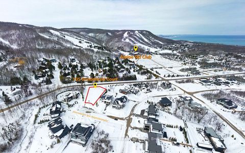 105 Grindelwald Court Blue Mountains ON L9Y 0S4