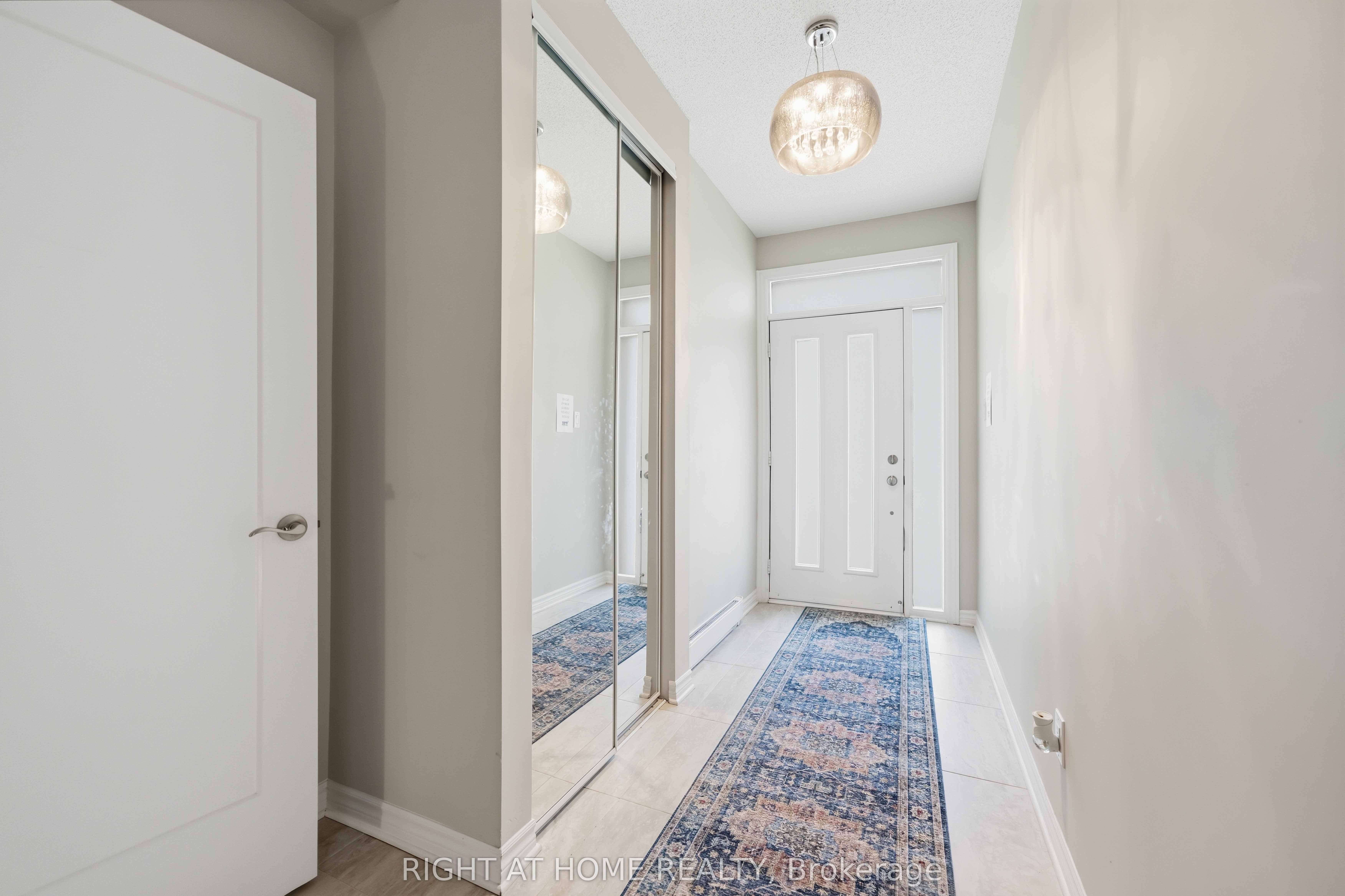 264 Pembina Private 92