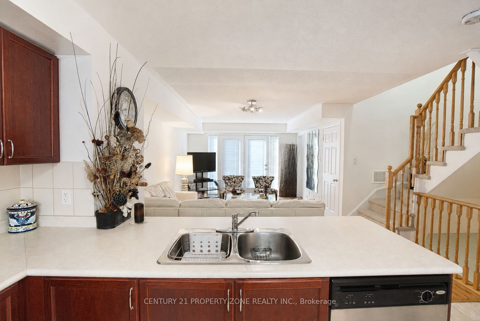 5035 Oscar Peterson Boulevard 12