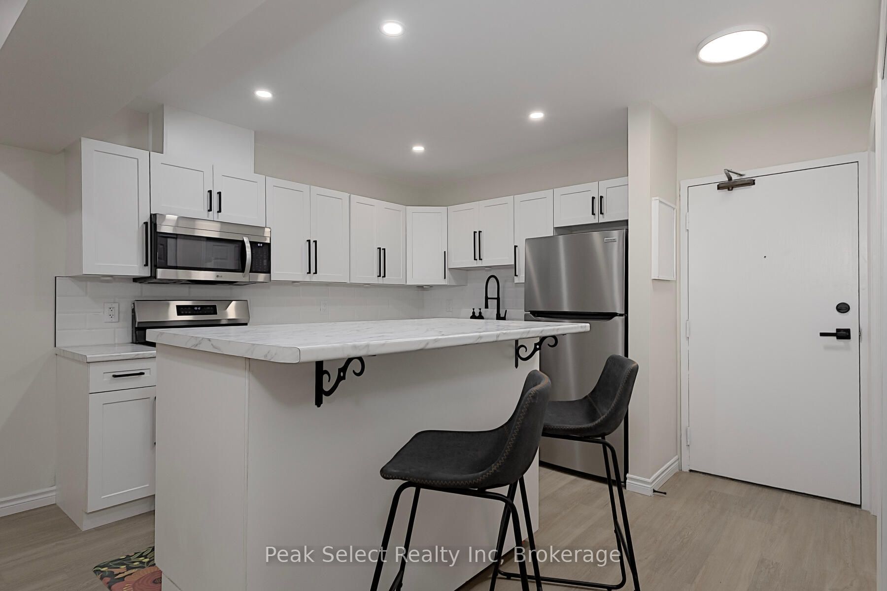 20 WATER STREET SOUTH N/A 21