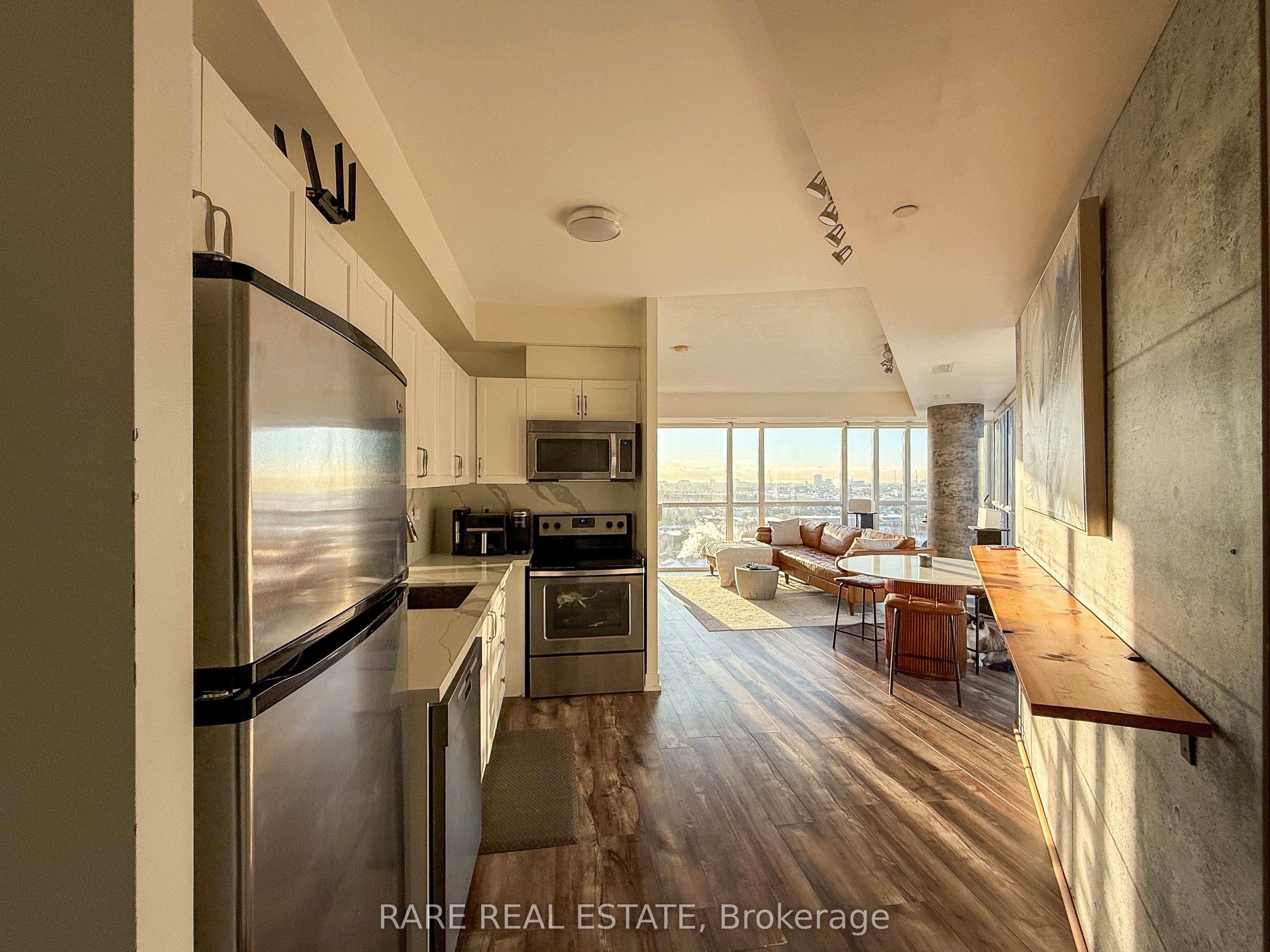 5101 Dundas Street W 1009