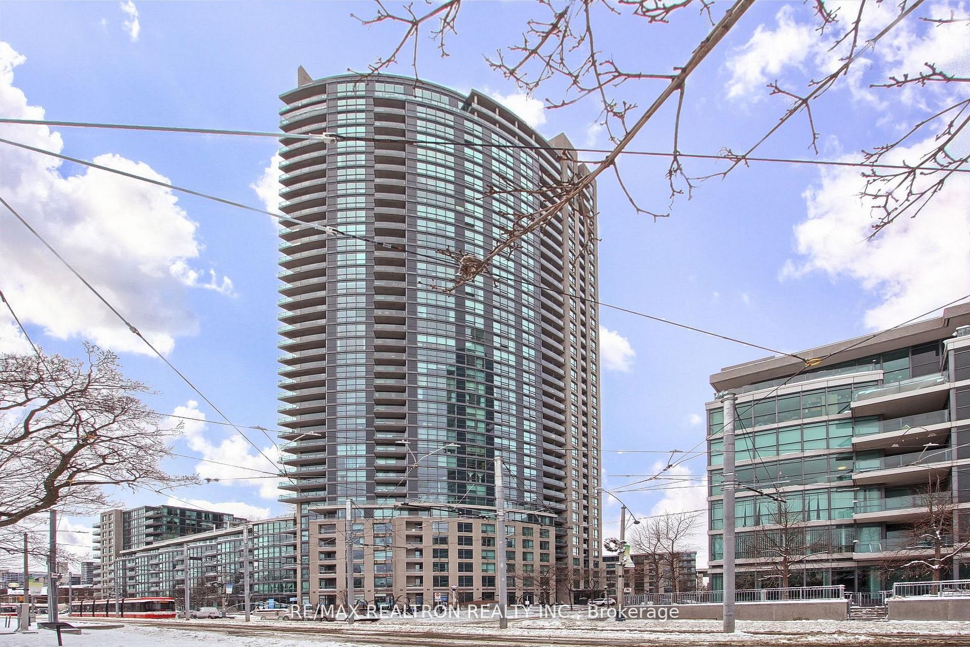 219 Fort York Boulevard 2011