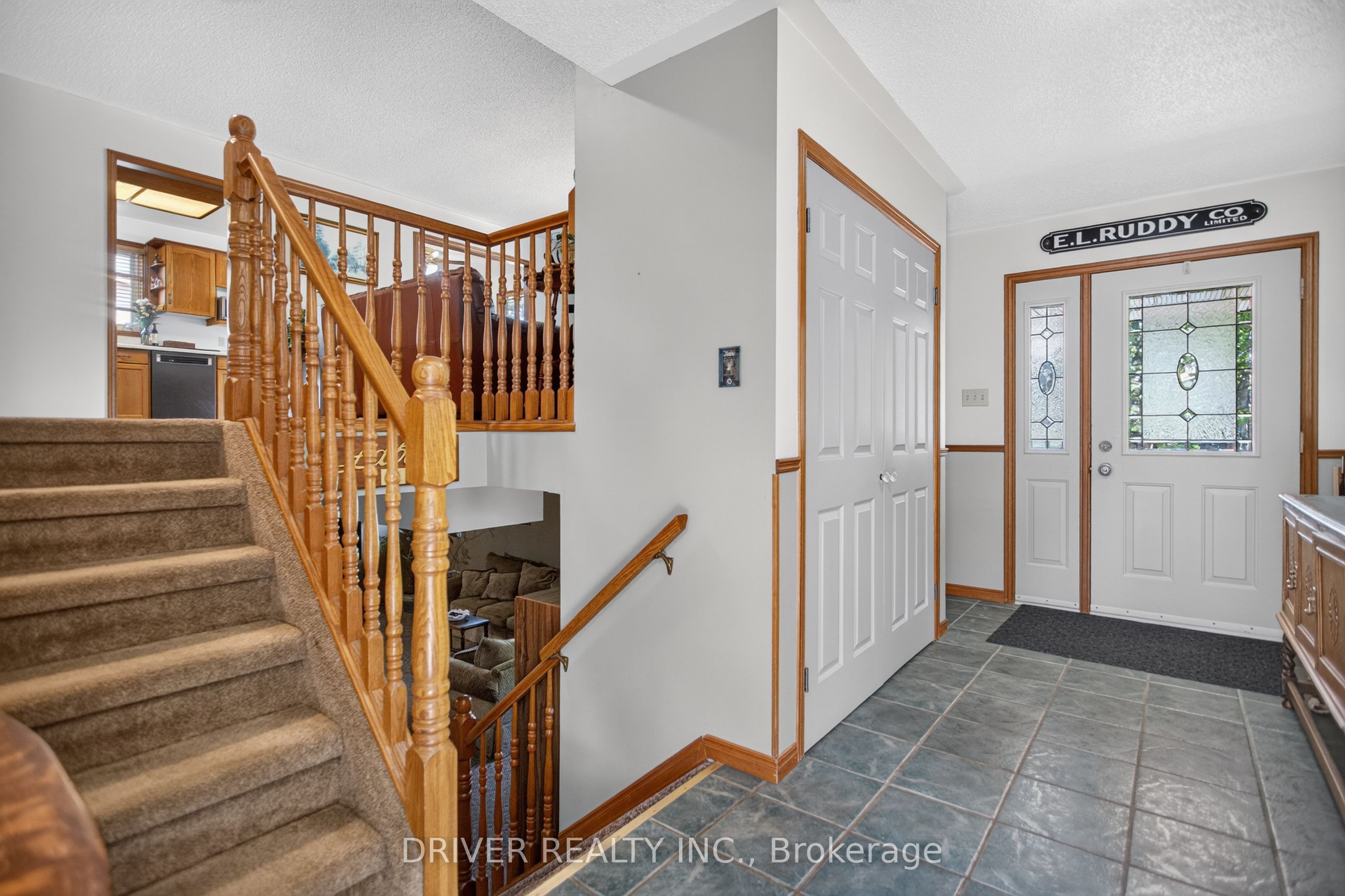 24 Hawthorne Crescent