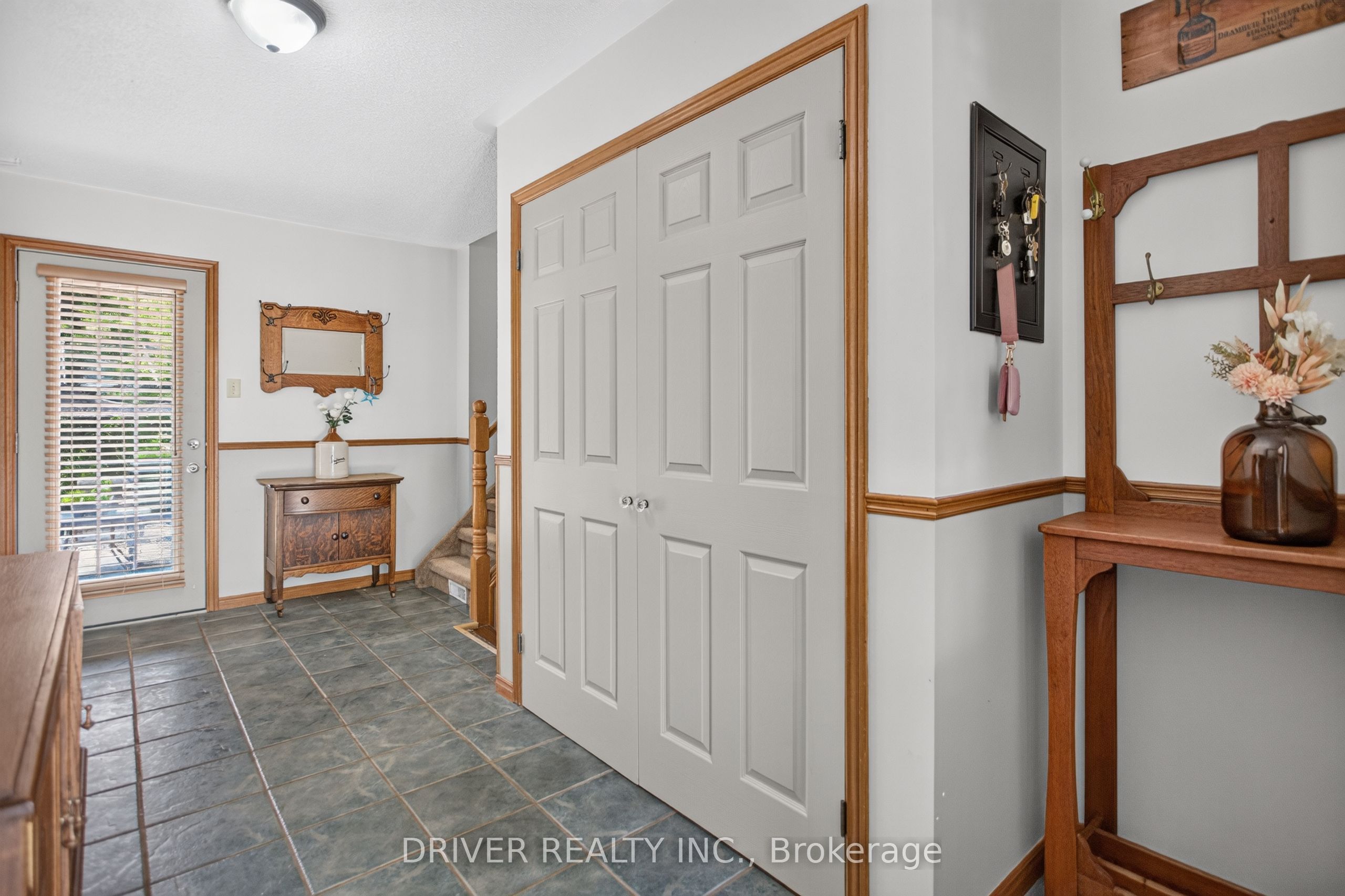 24 Hawthorne Crescent