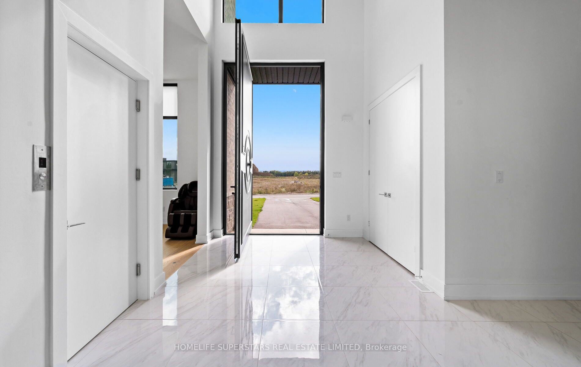 32 Sugarbush Court