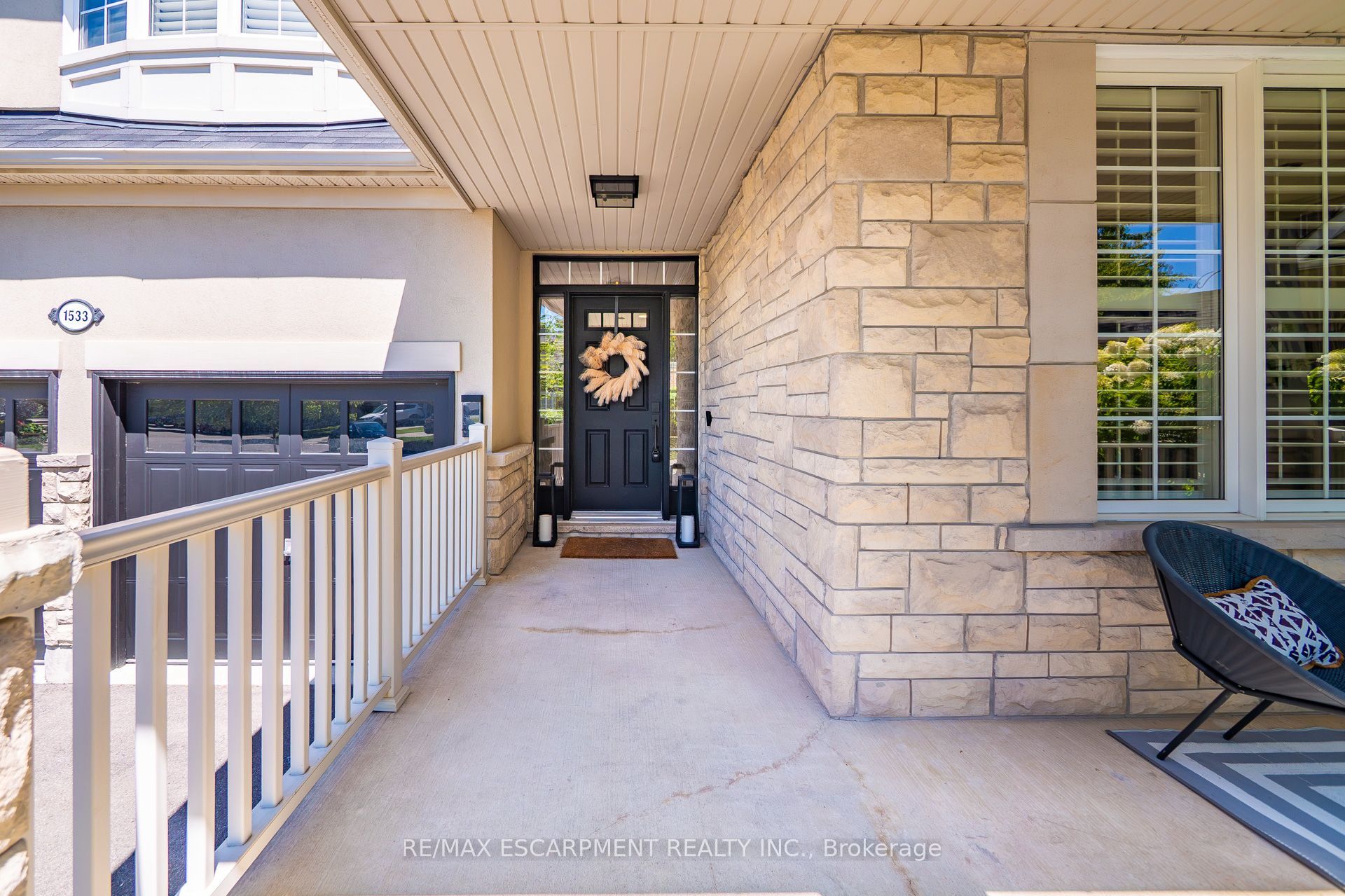 1533 Morse Place