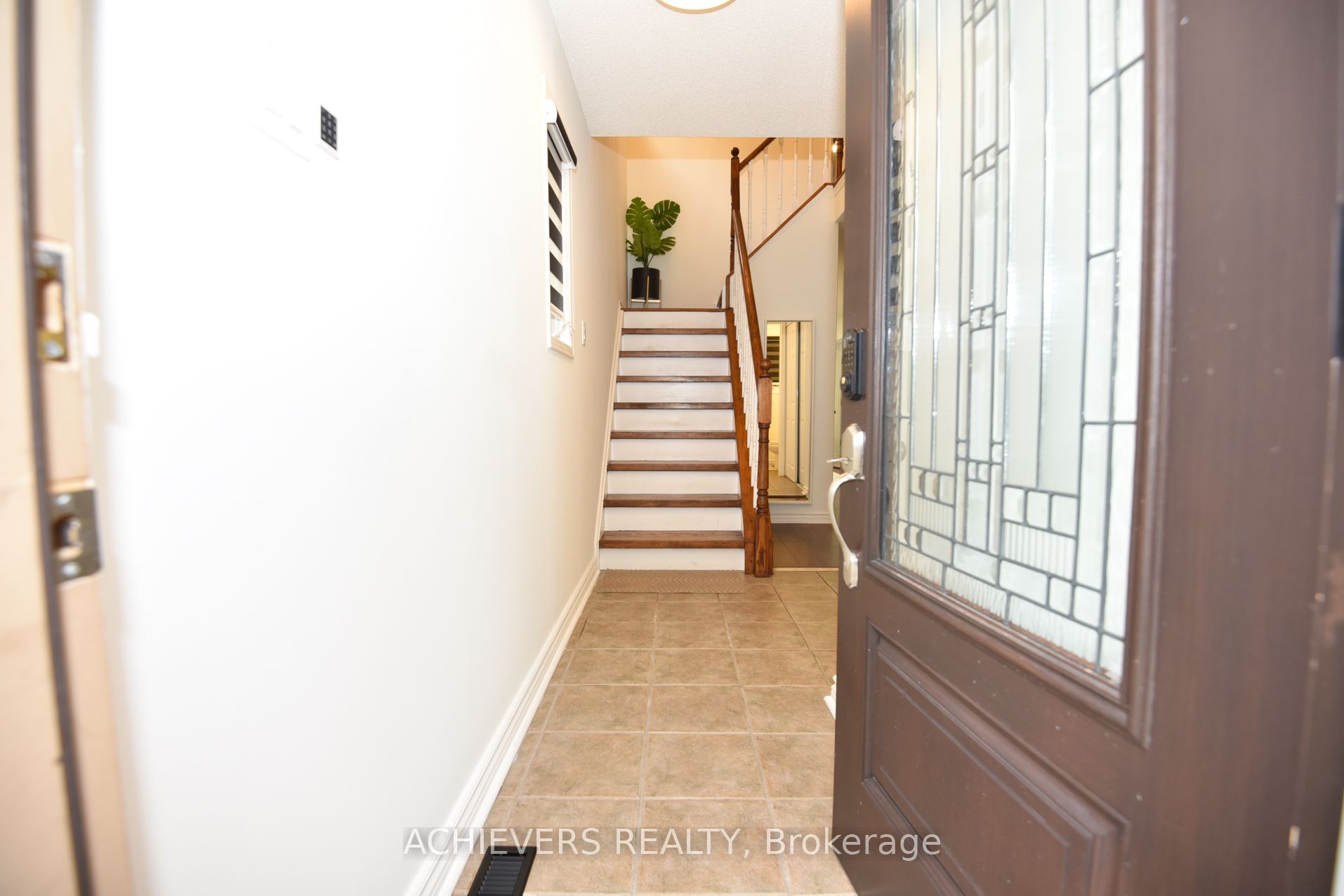 19 Mccullock Crescent