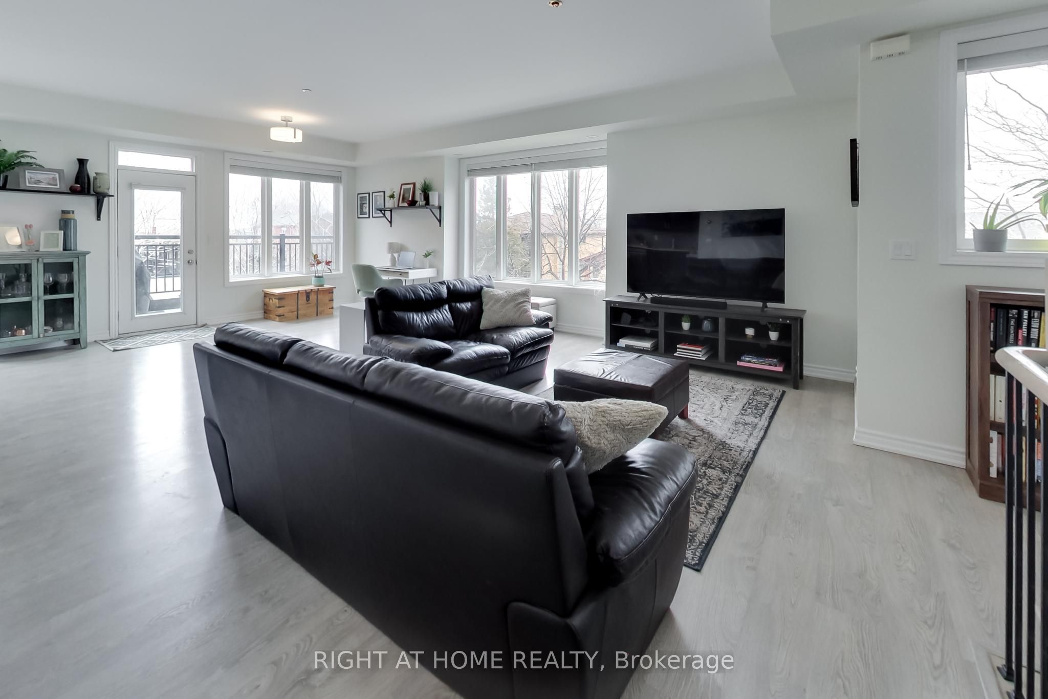 30 Carnation Avenue 75