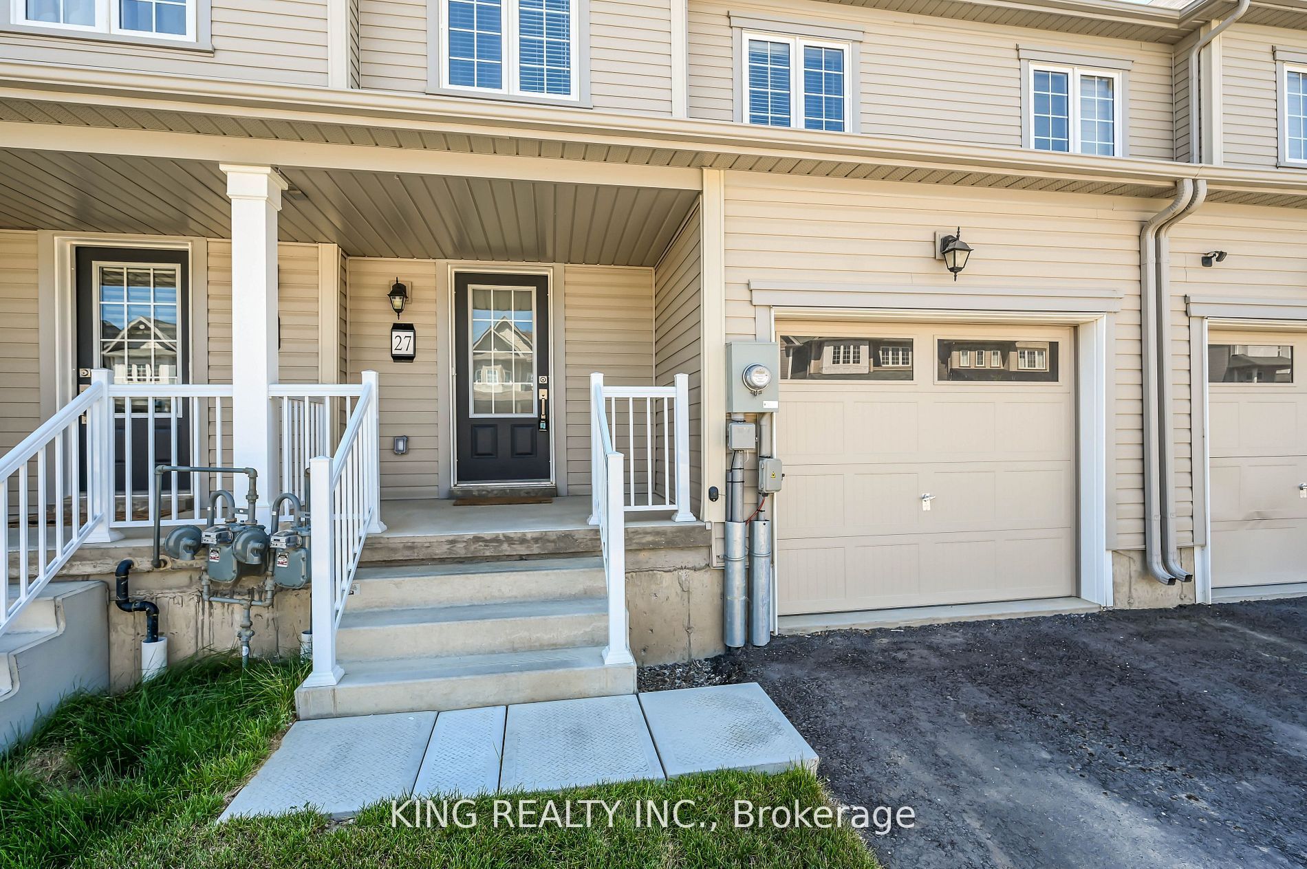 27 Cooke Avenue