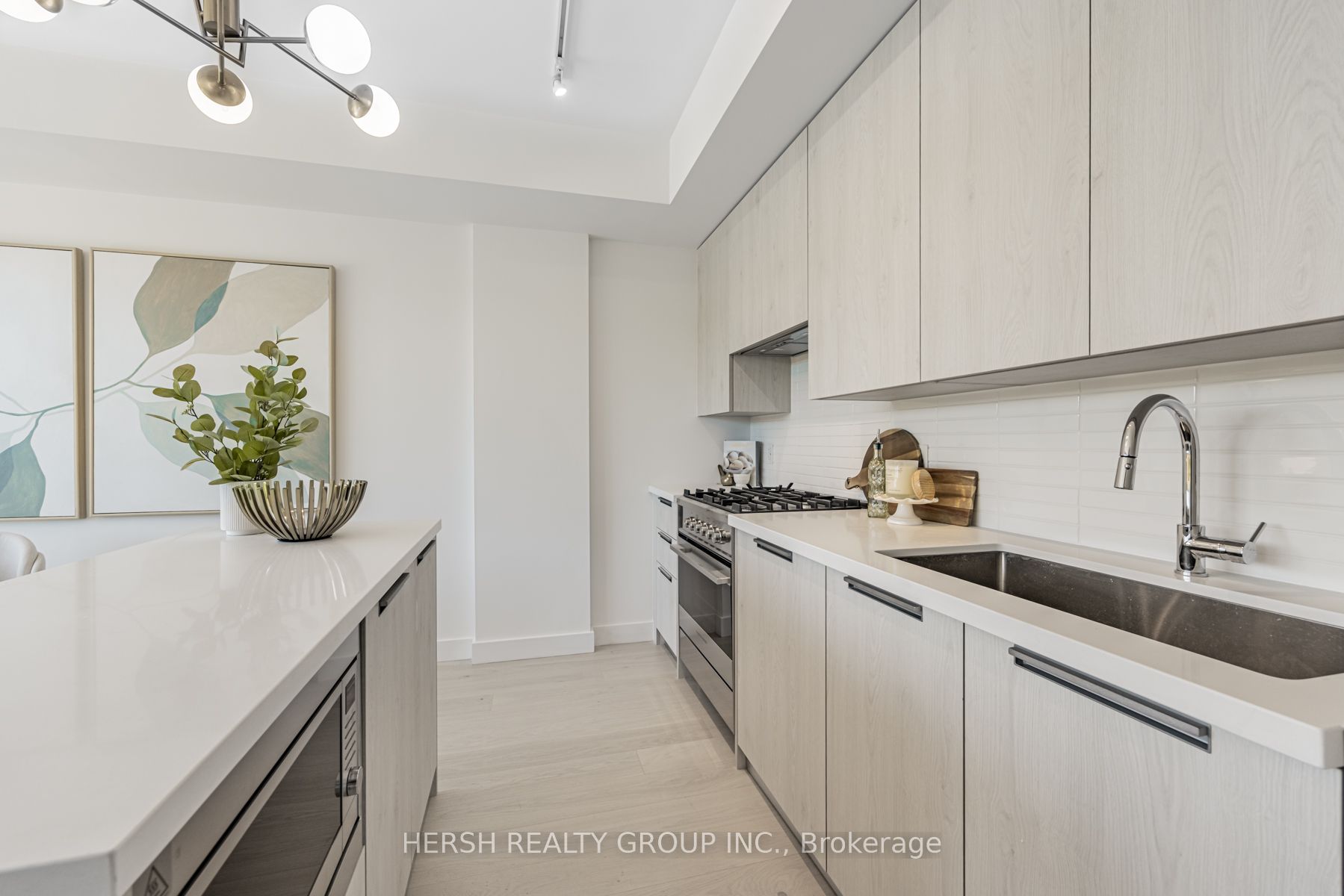 160 Kingsway Crescent 312