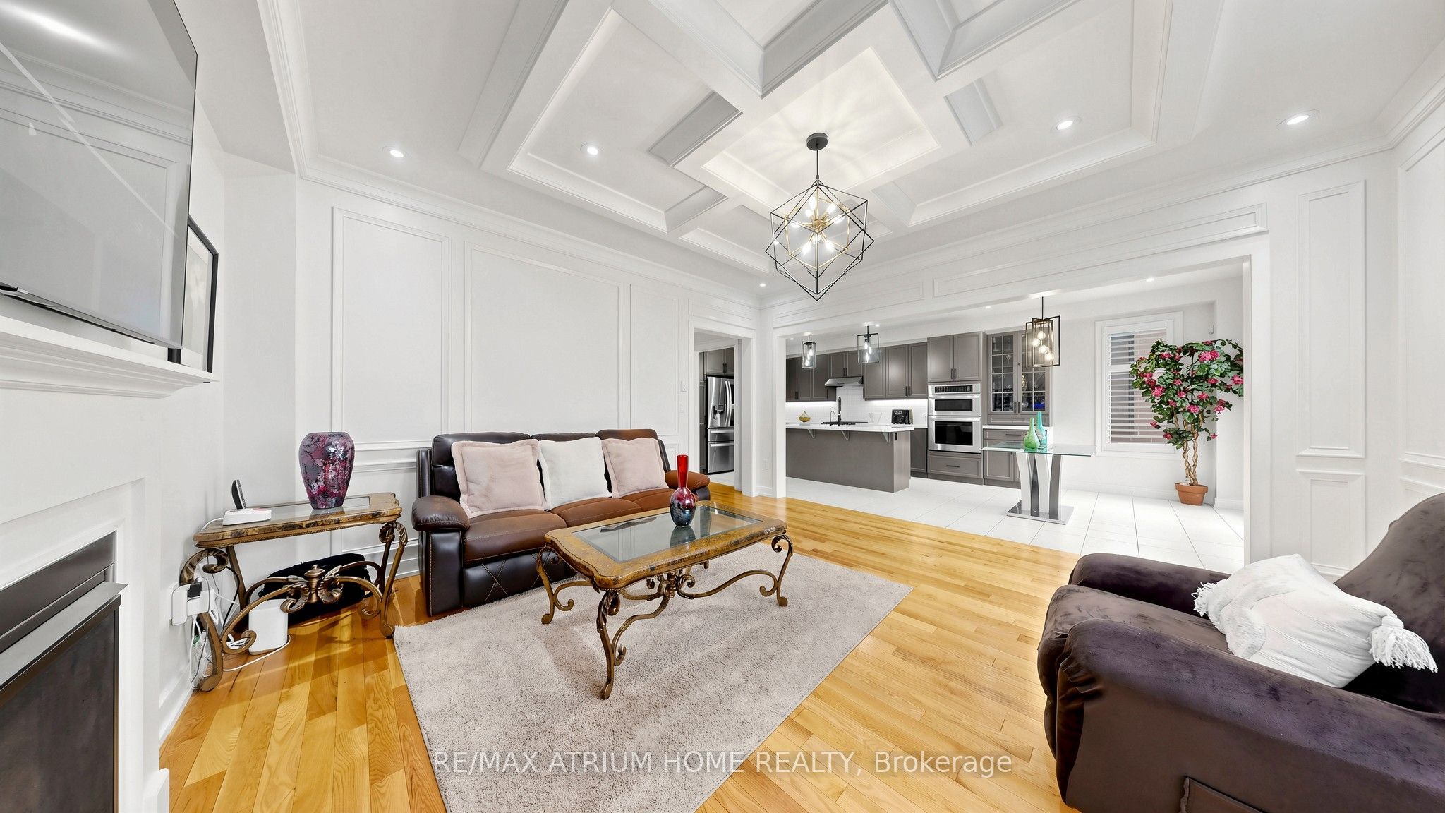 145 Courvier Crescent