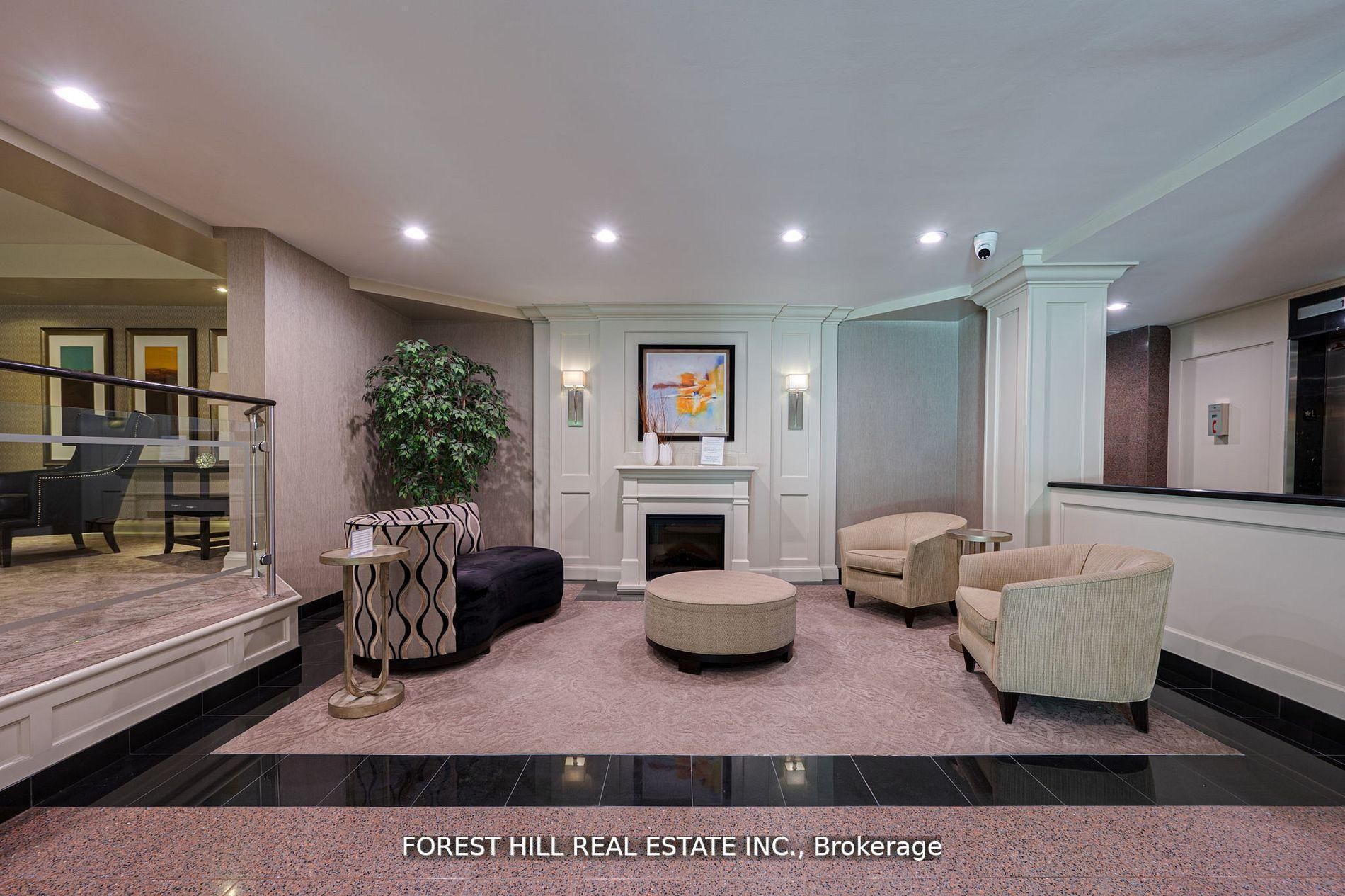 7440 Bathurst Street 308