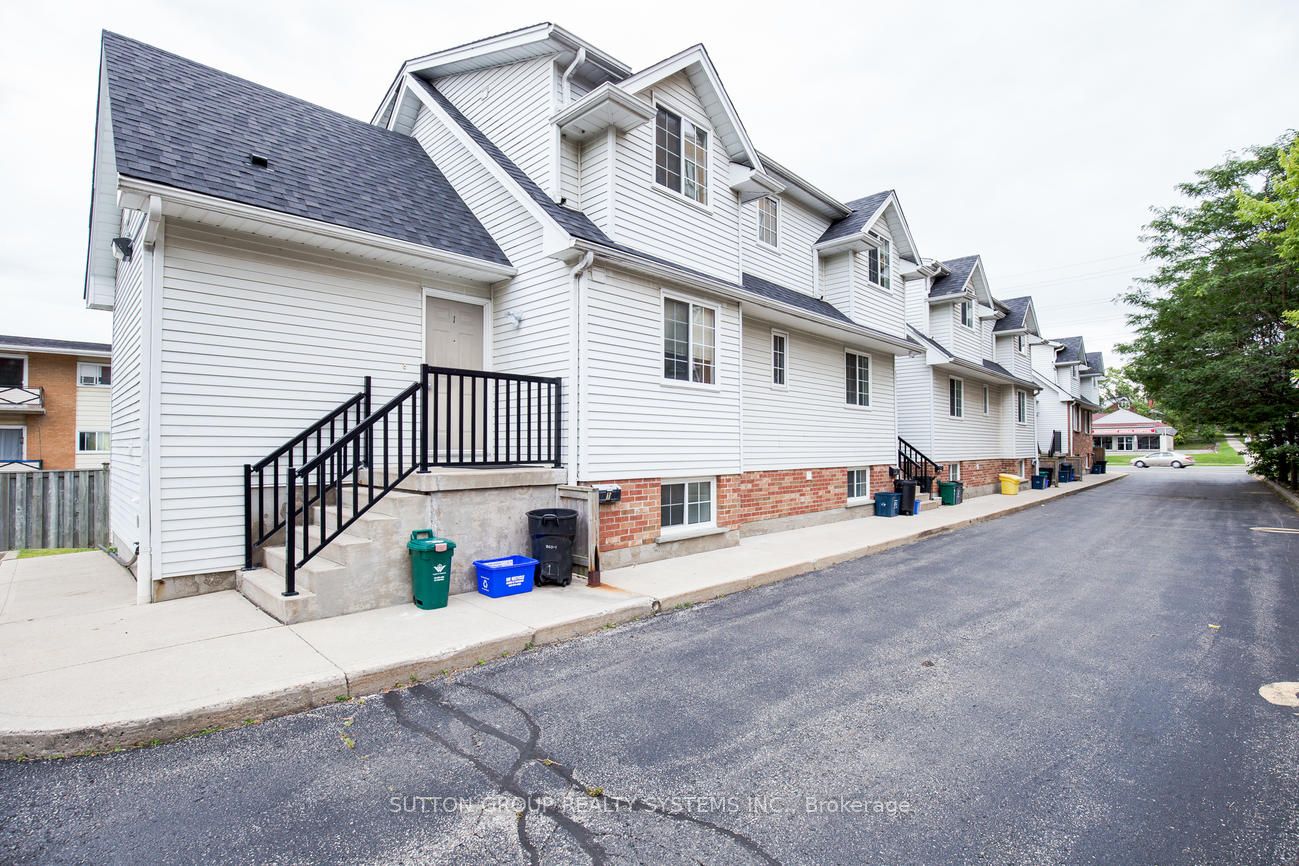 360 Erb Street W