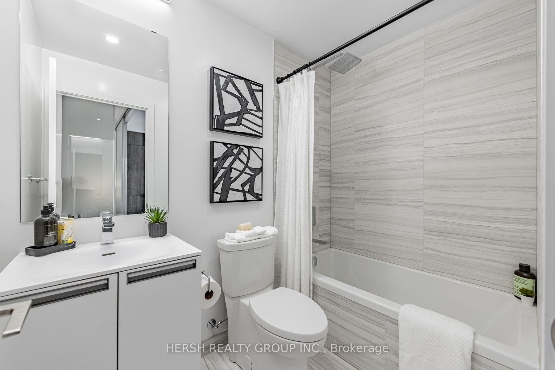 160 Kingsway Crescent 310