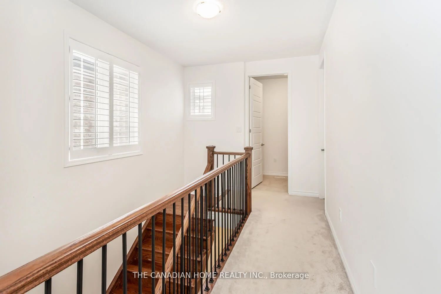 1261 Rose Way