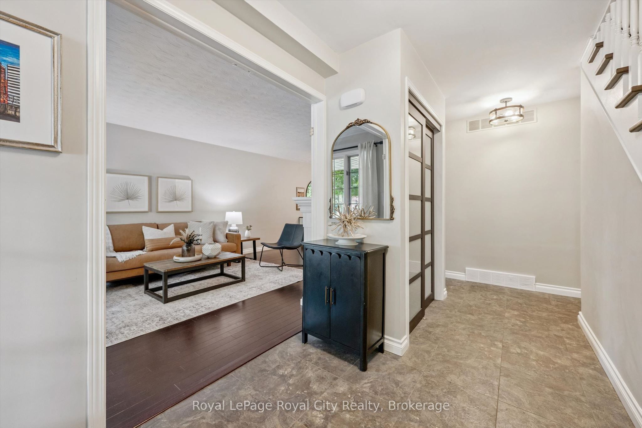 17 Sugarbush Place