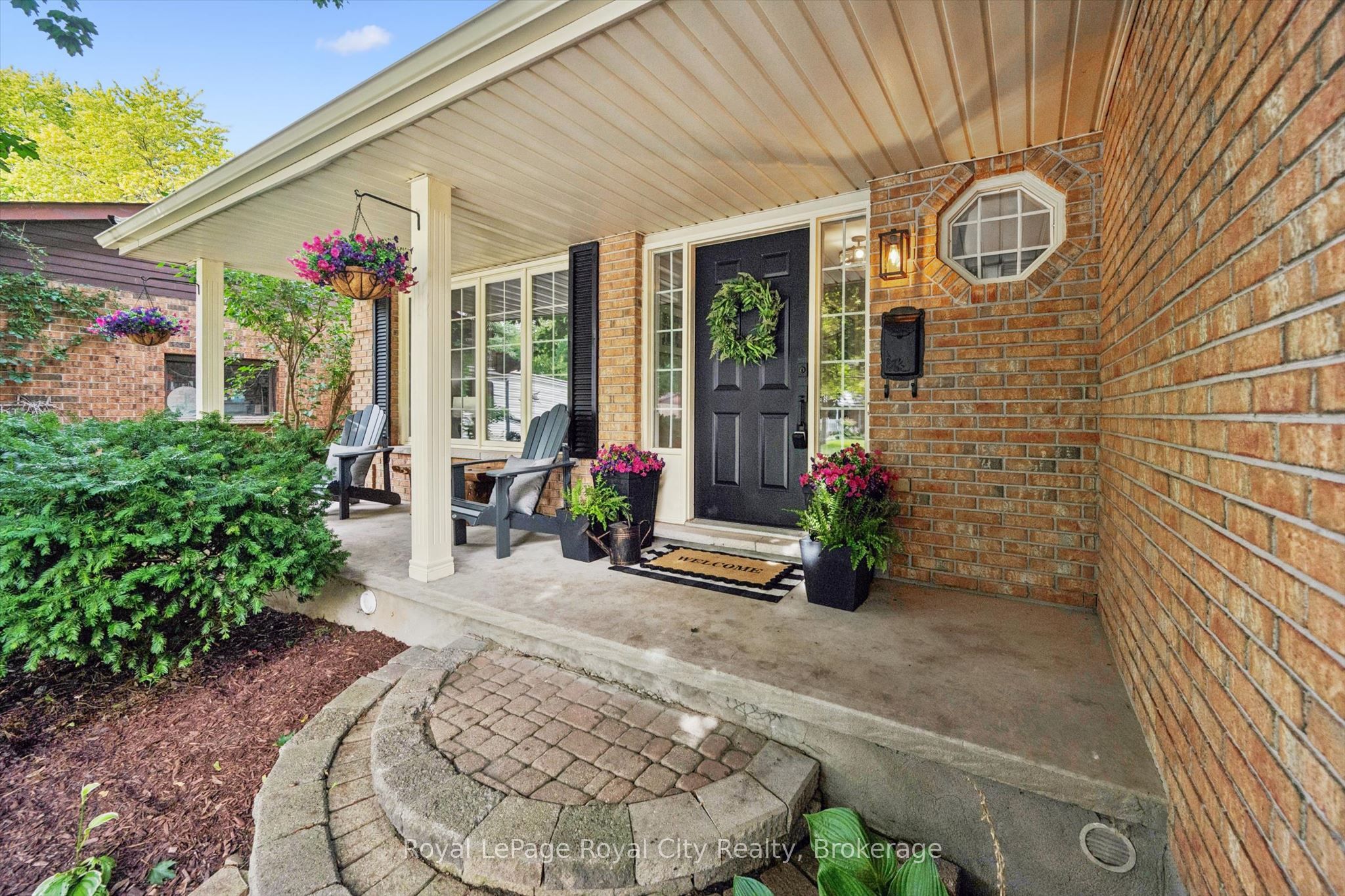 17 Sugarbush Place