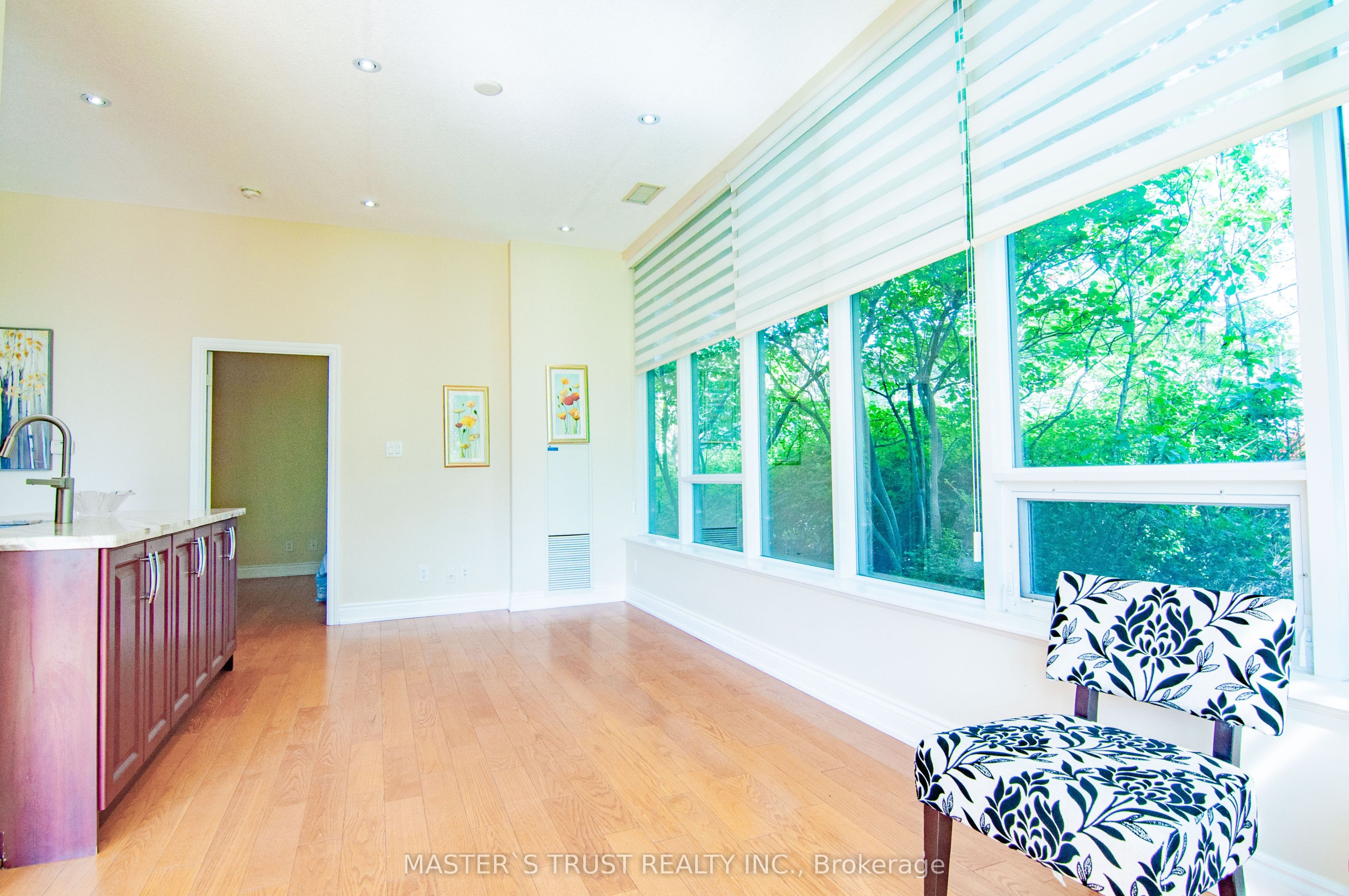 3525 Kariya Drive 101