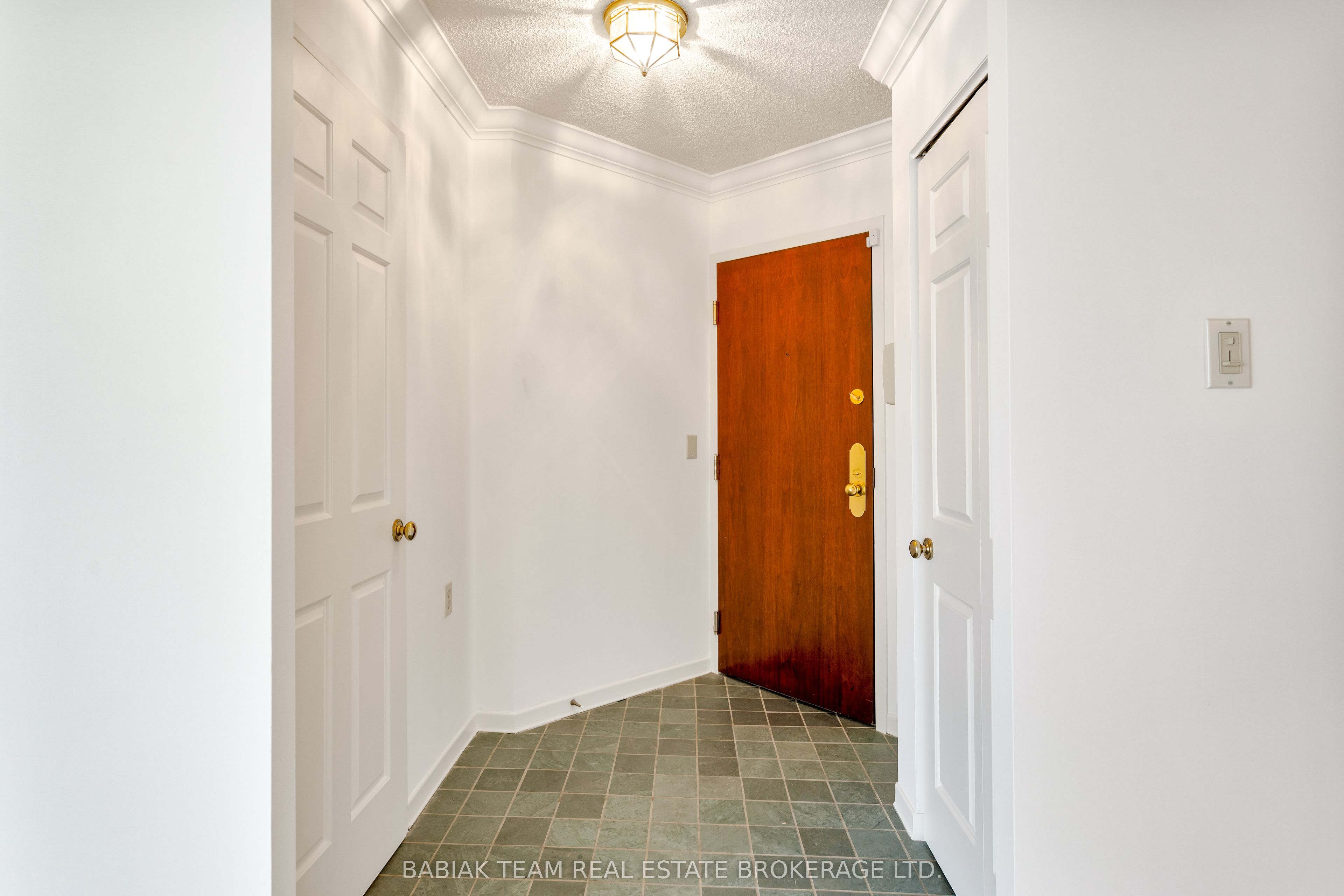 1300 Islington Avenue 303