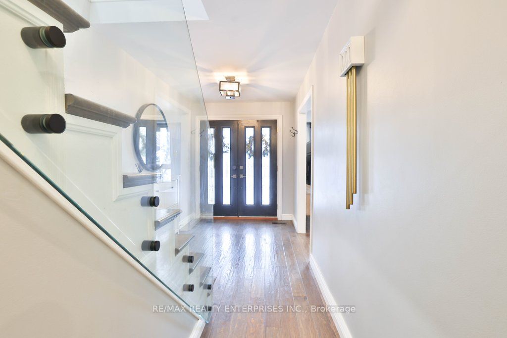 2673 Kingsberry Crescent