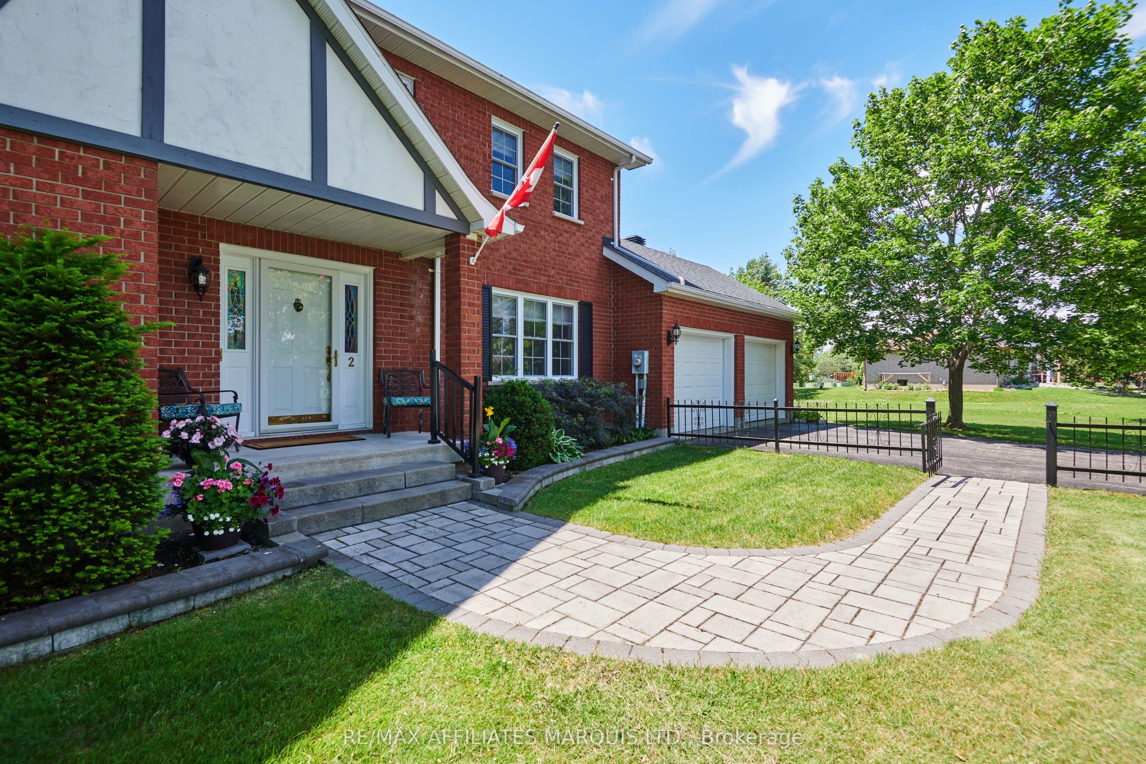 2 Fairholme Drive