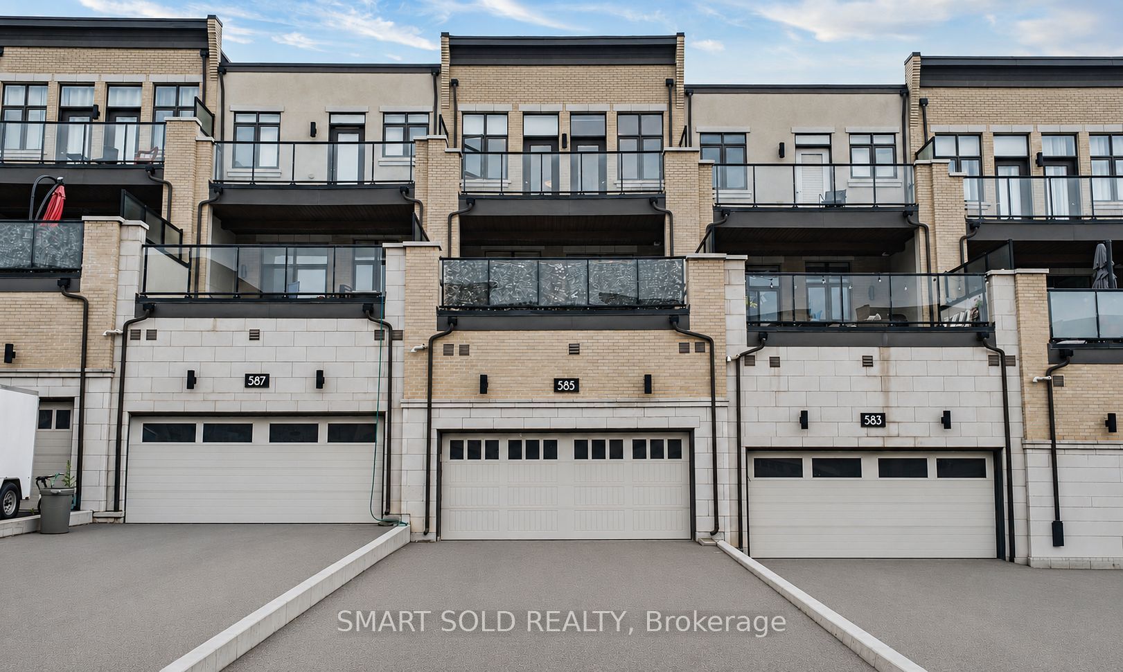 585 Marc Santi Boulevard