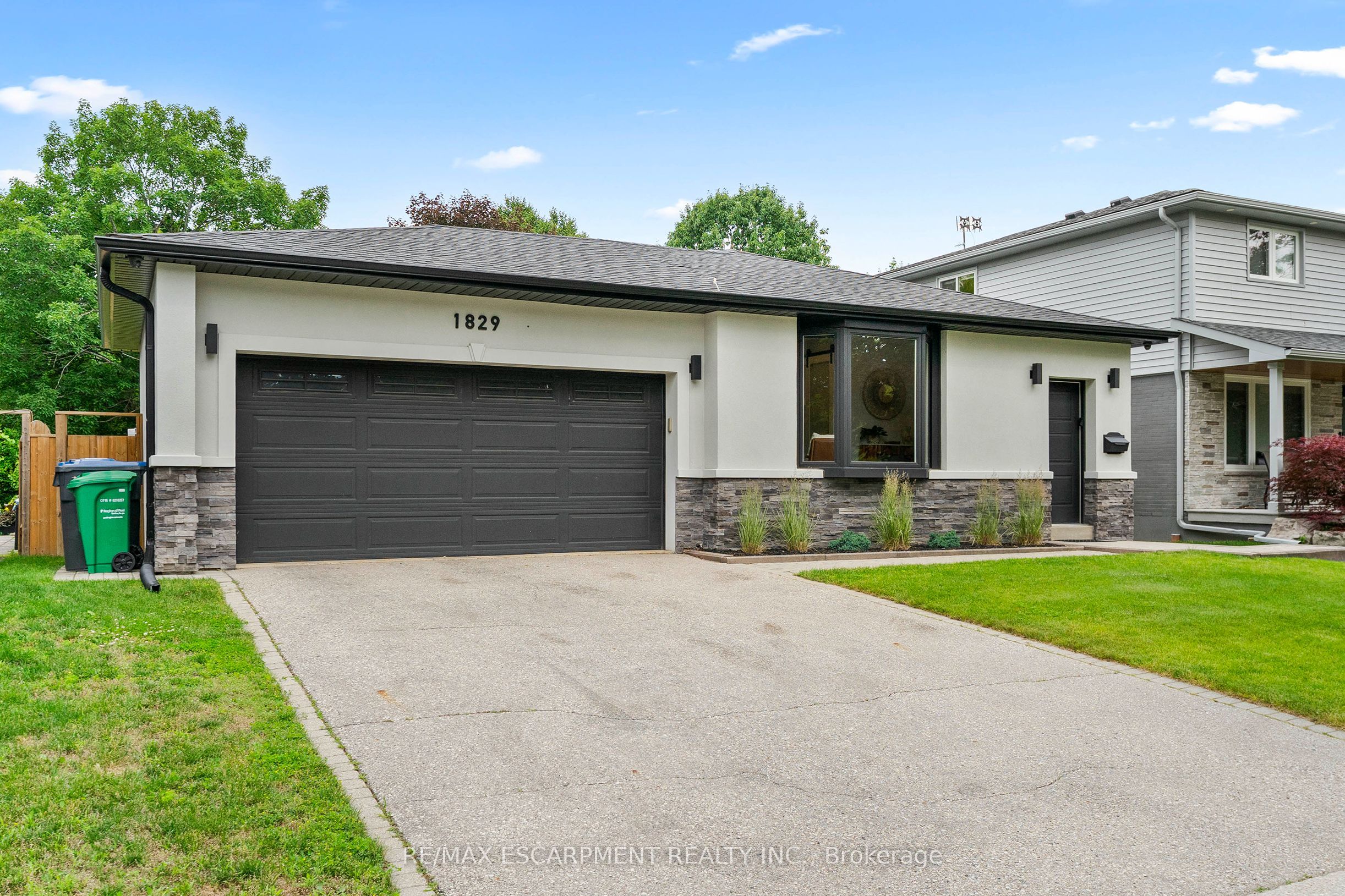1829 Barsuda Drive