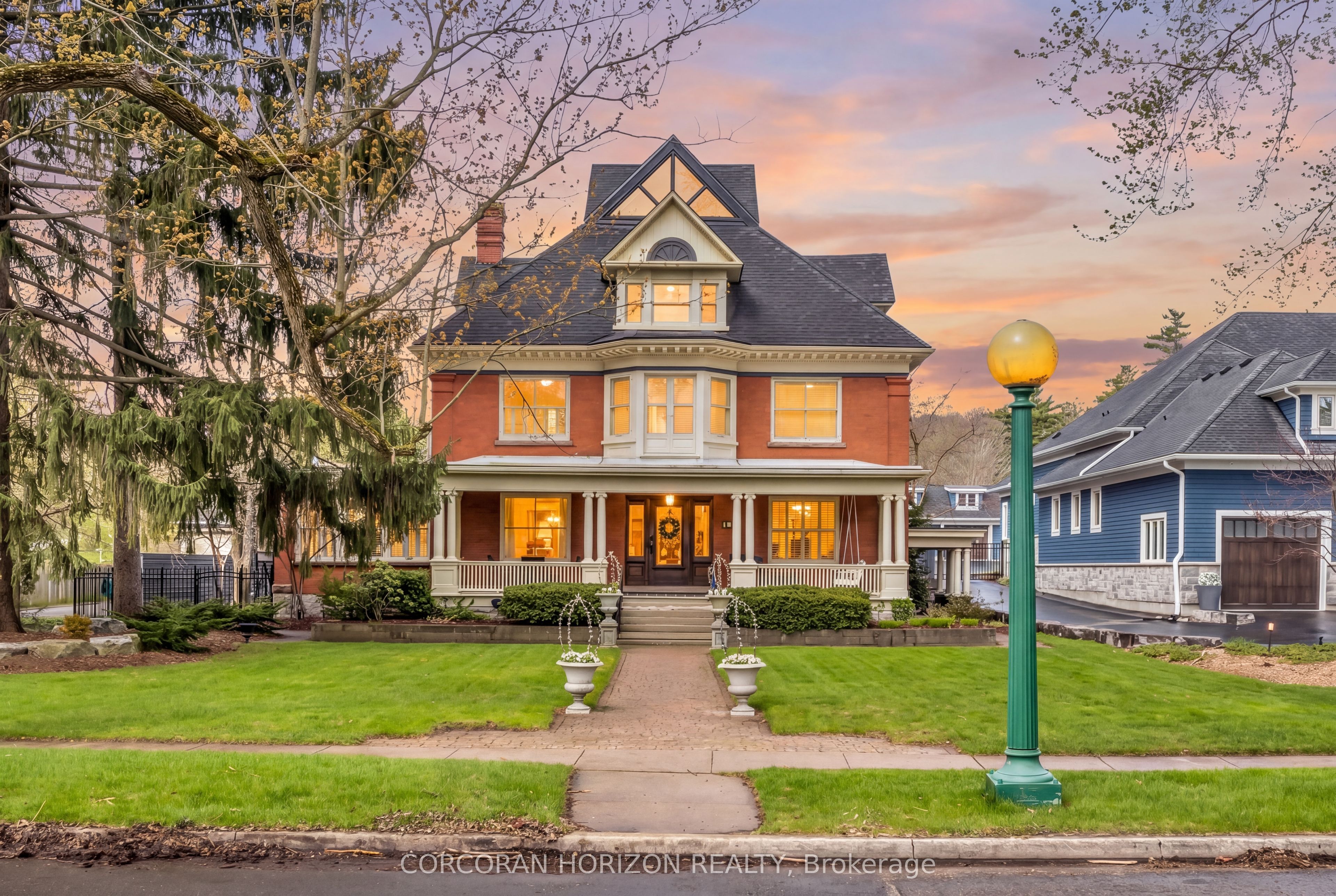 18 Brant Road N
