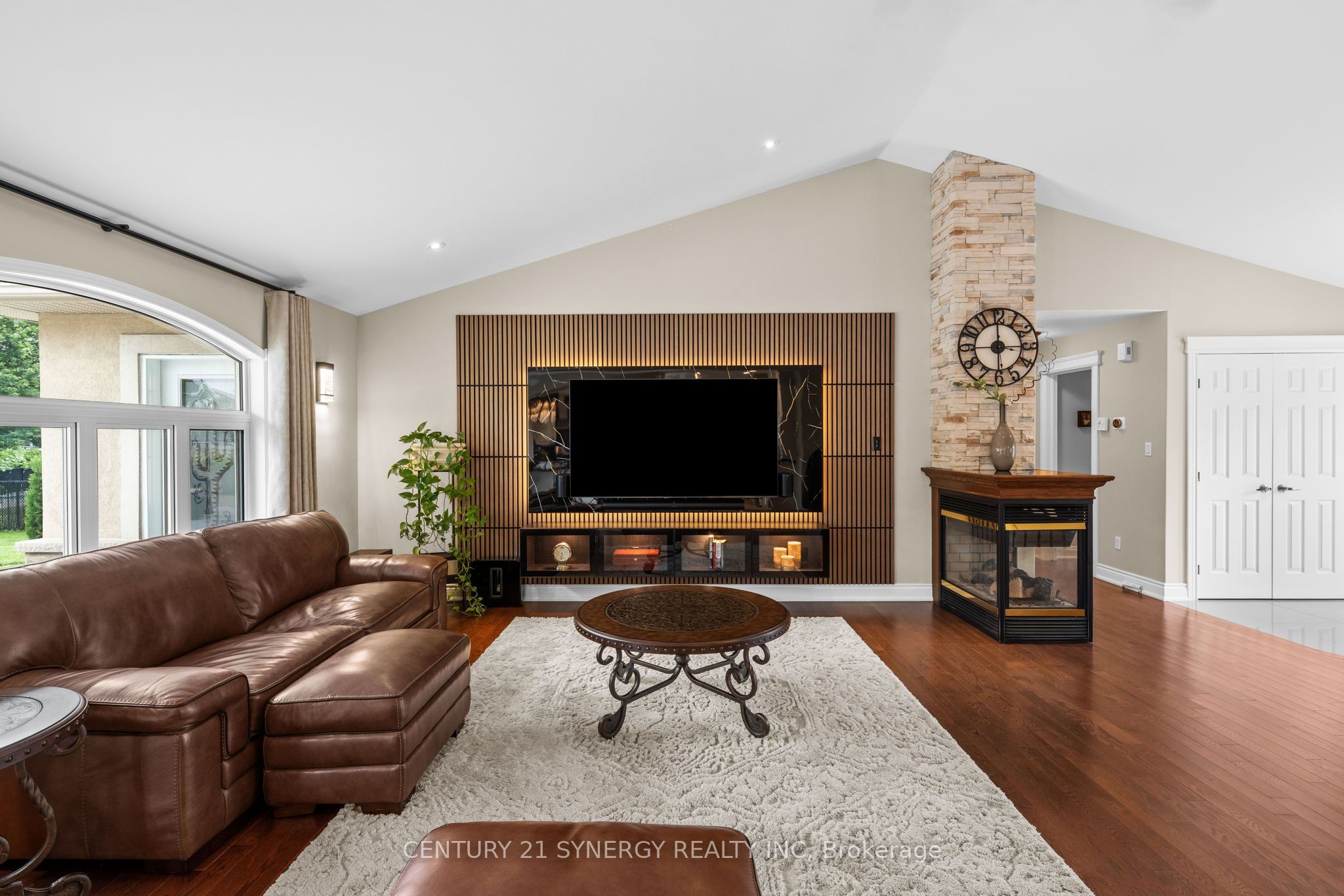 1302 Bankfield Road