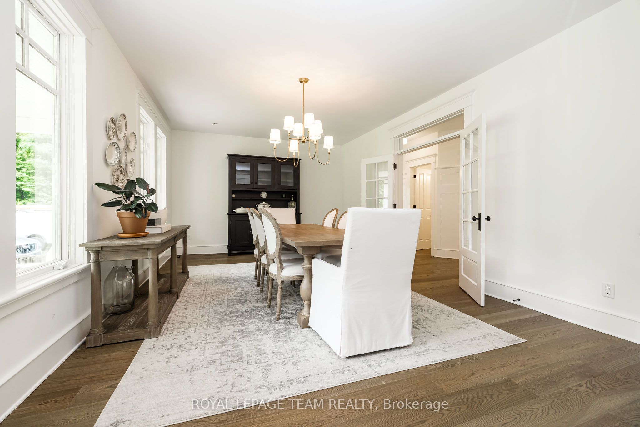 36 MARCHBROOK Circle