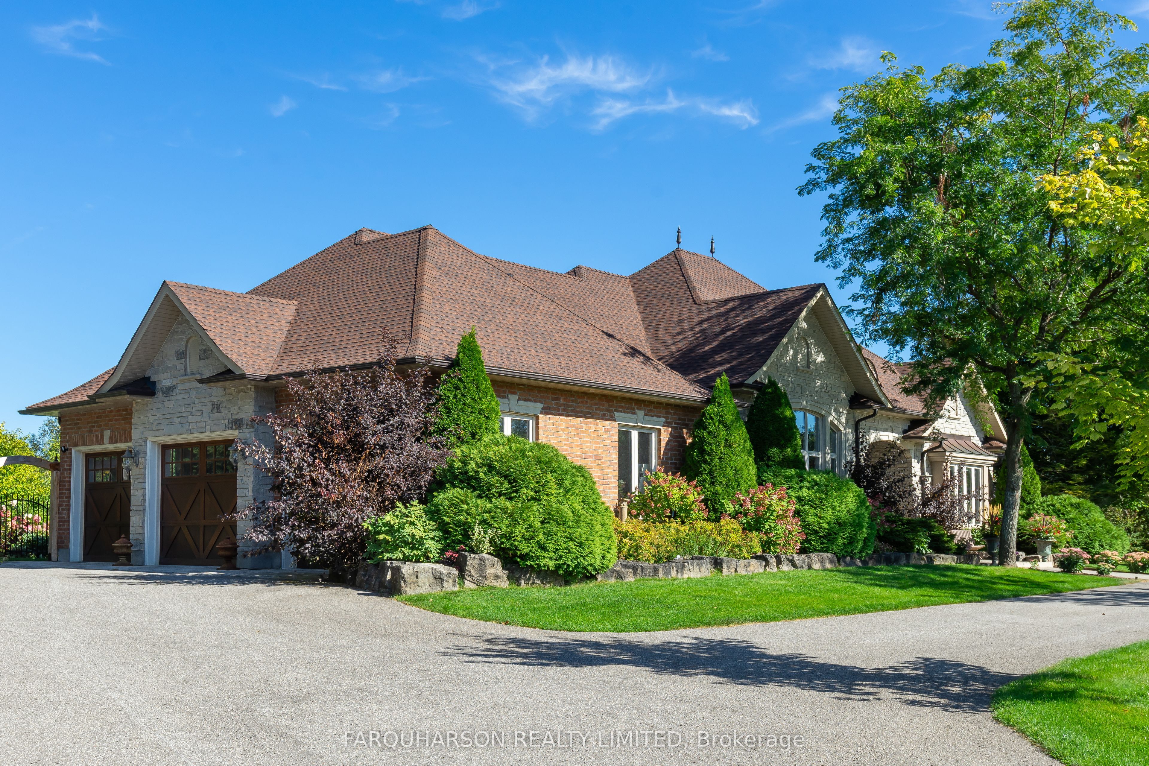 10 Earl Cook Drive