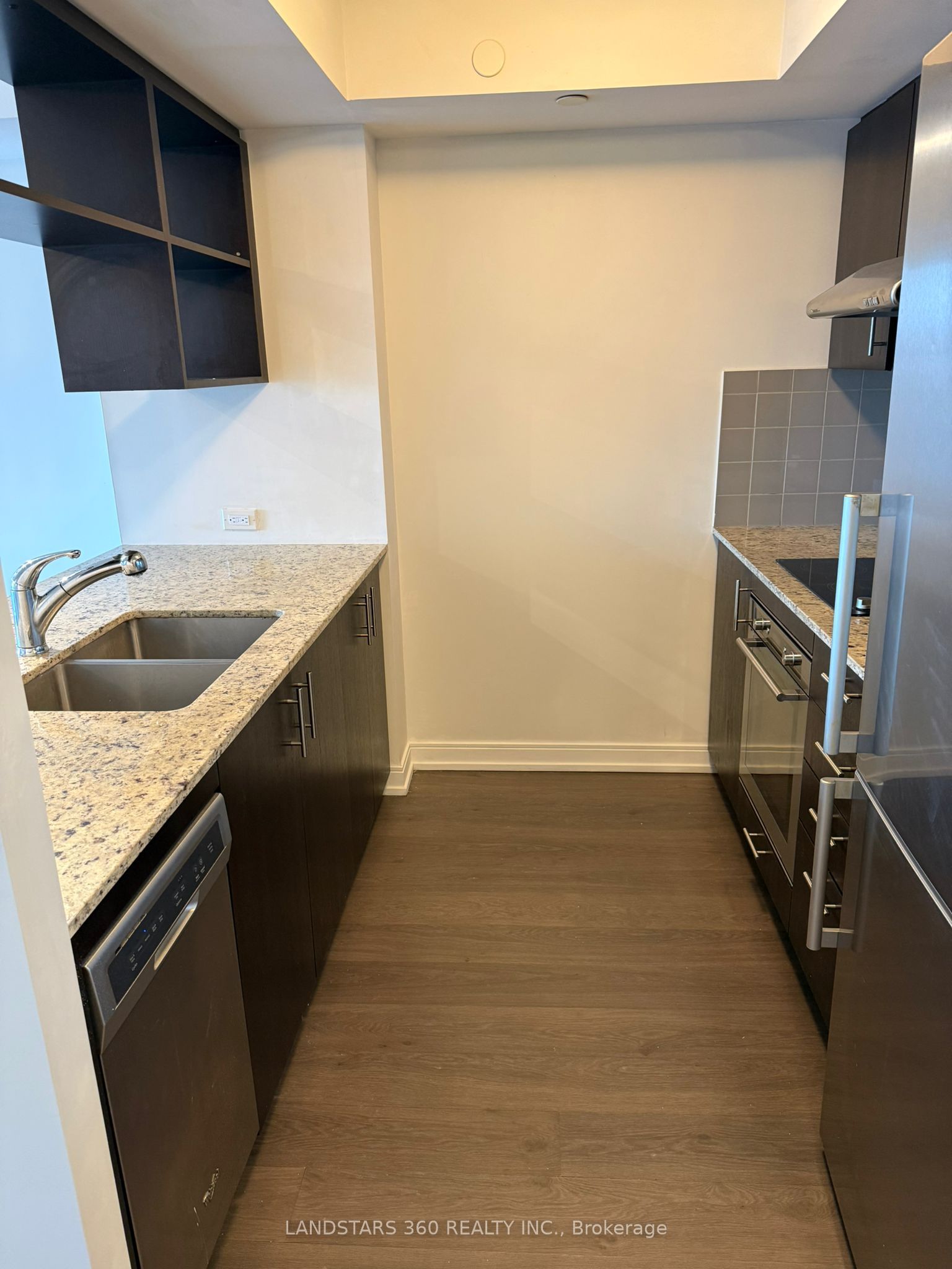 255 Village Green Square 2206