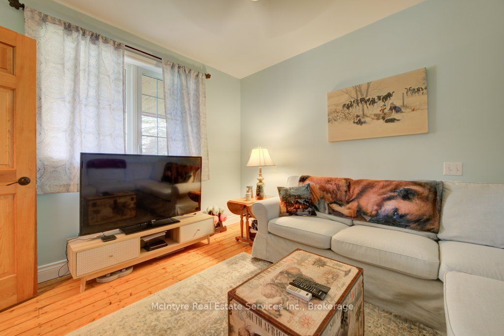 1249 Notre Dame Dr Drive